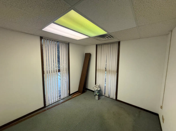 2145 University Park Drive, Okemos, MI 48864