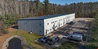 95 Ledge Rd, Seabrook, NH 03874