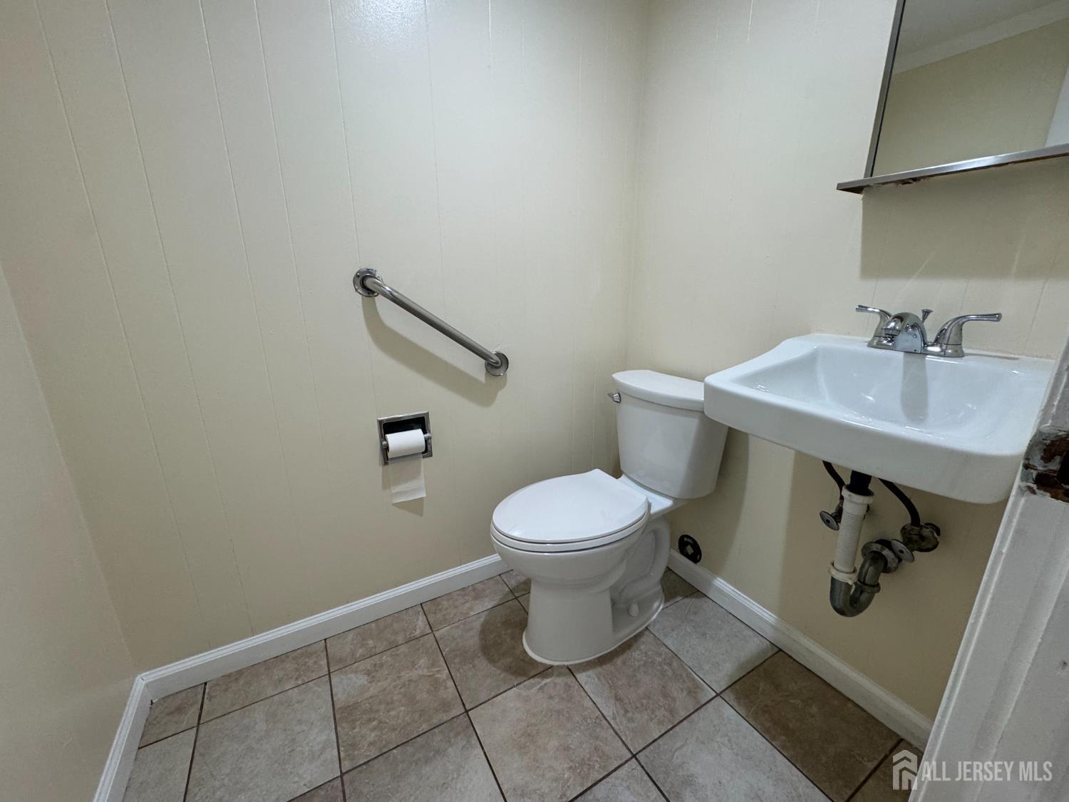 127 Livingston Avenue, New Brunswick, NJ 08901