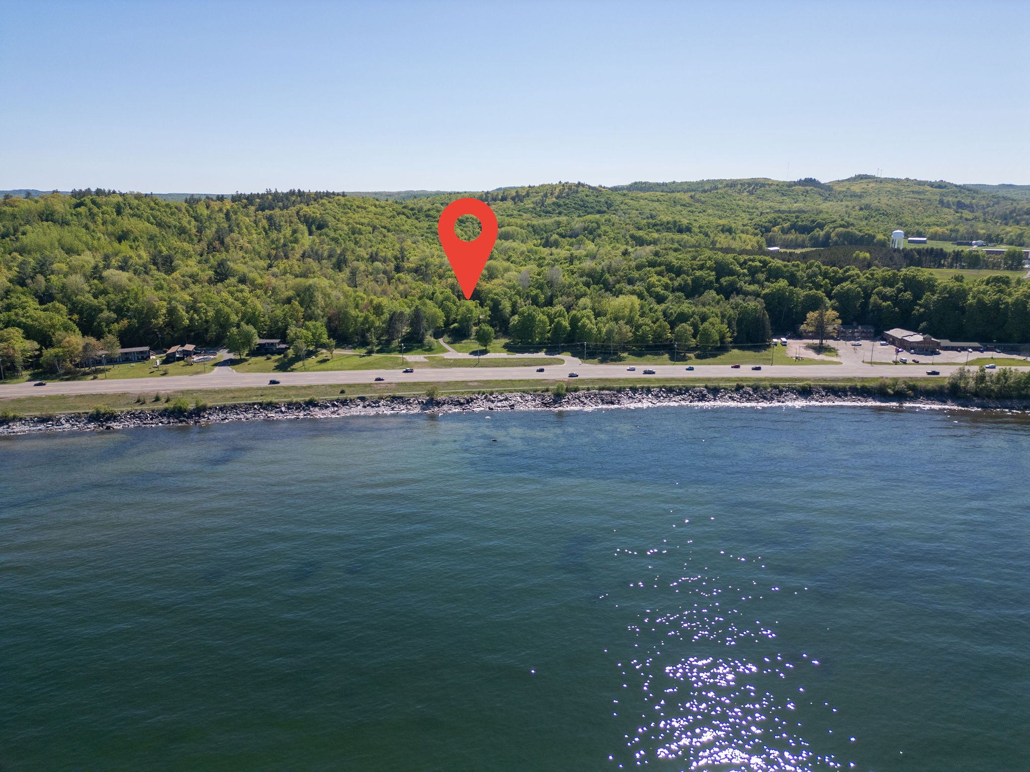 2070 S US Highway 41, Marquette, MI 49855