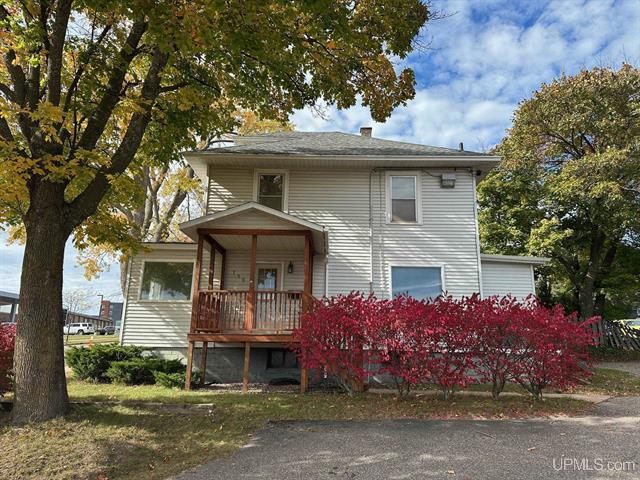 756 West Washington Street, Marquette, MI 49855