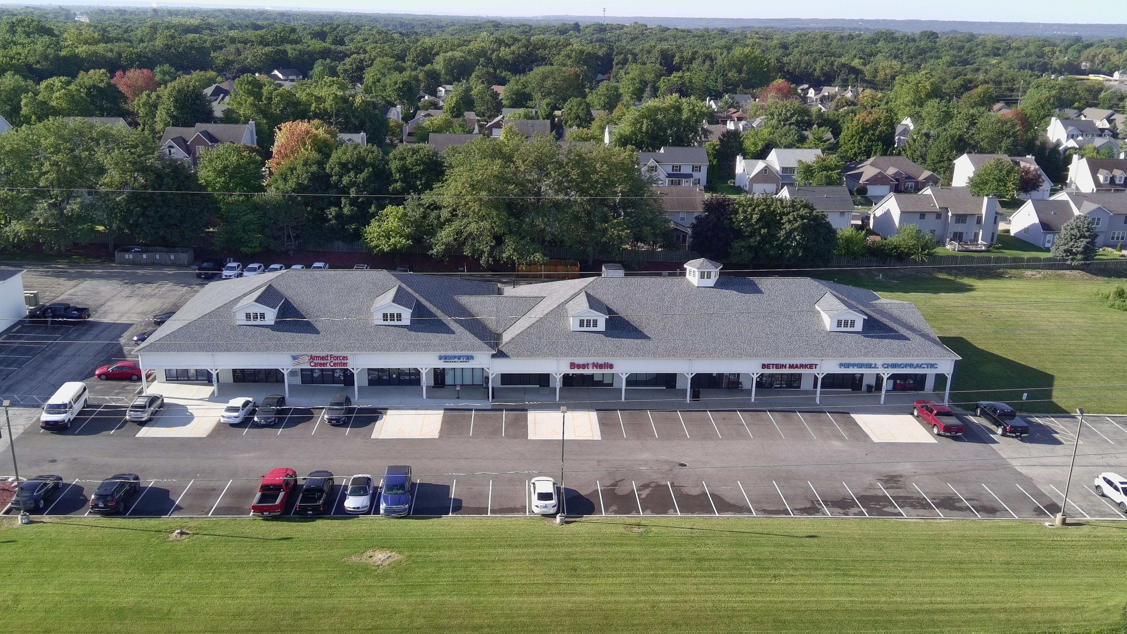 3514 West Willow Knolls Drive, Peoria, IL 61614