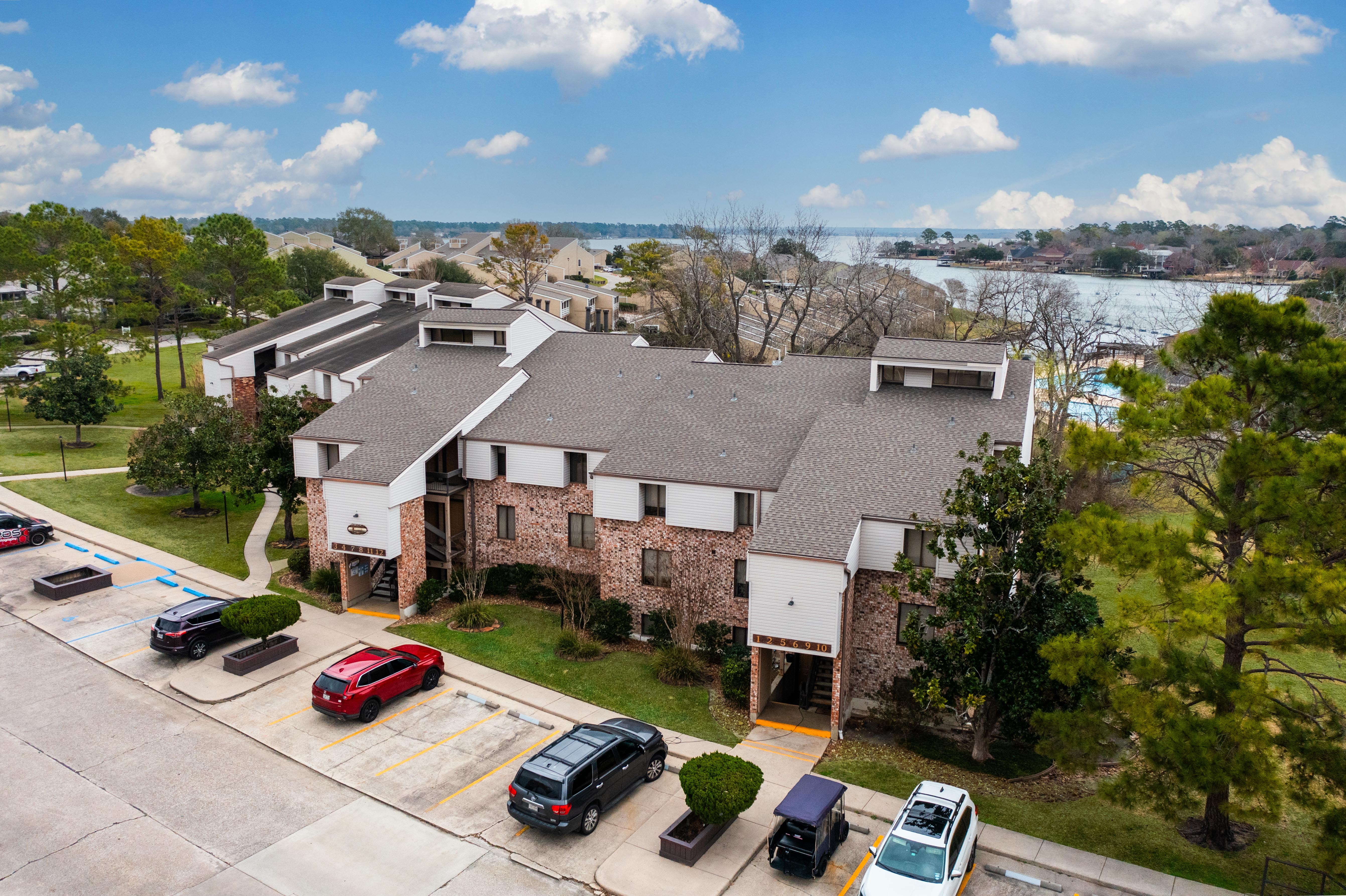 1000 April Sound Boulevard, Montgomery, TX 77356