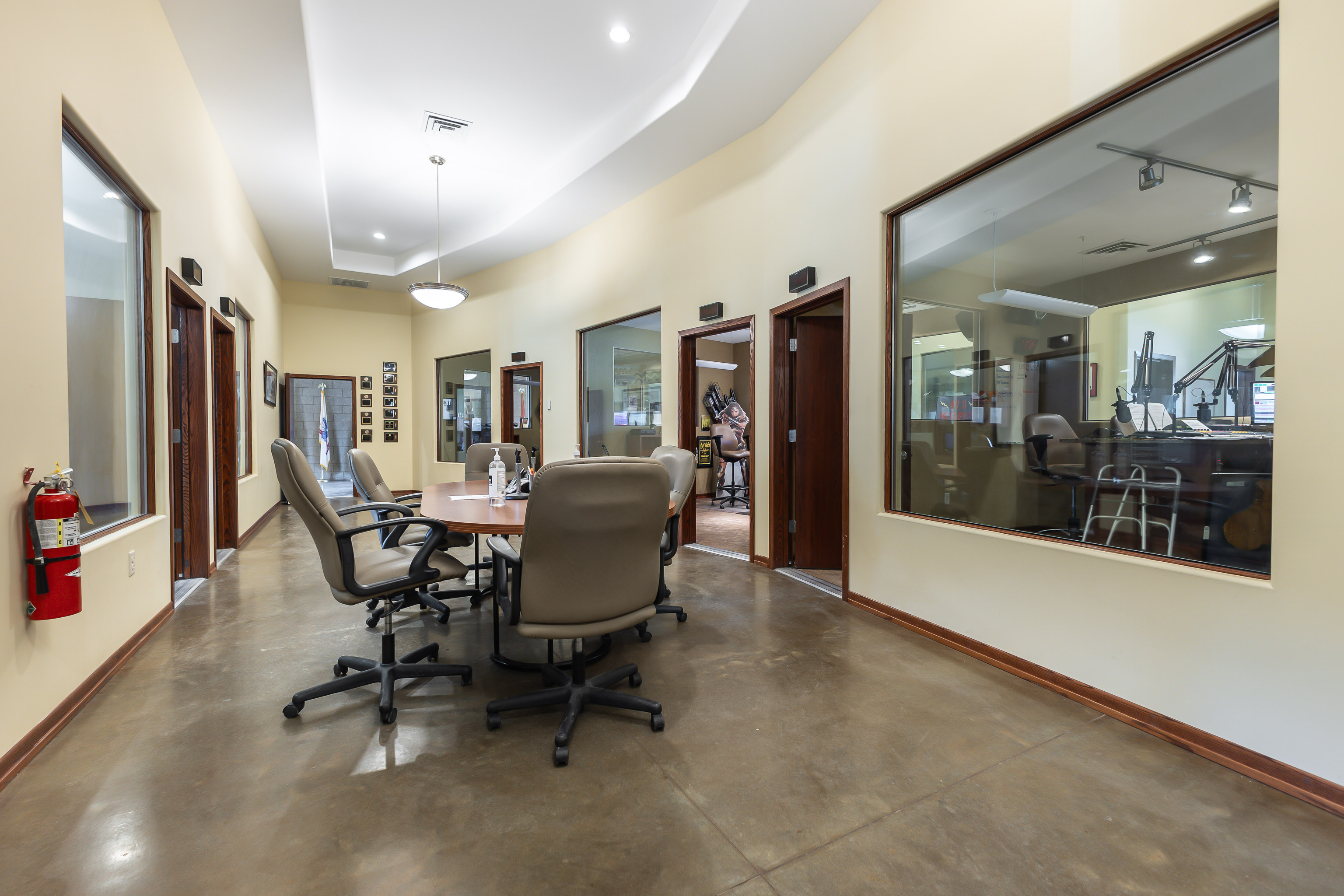 1055 University Avenue, Dubuque, IA 52001