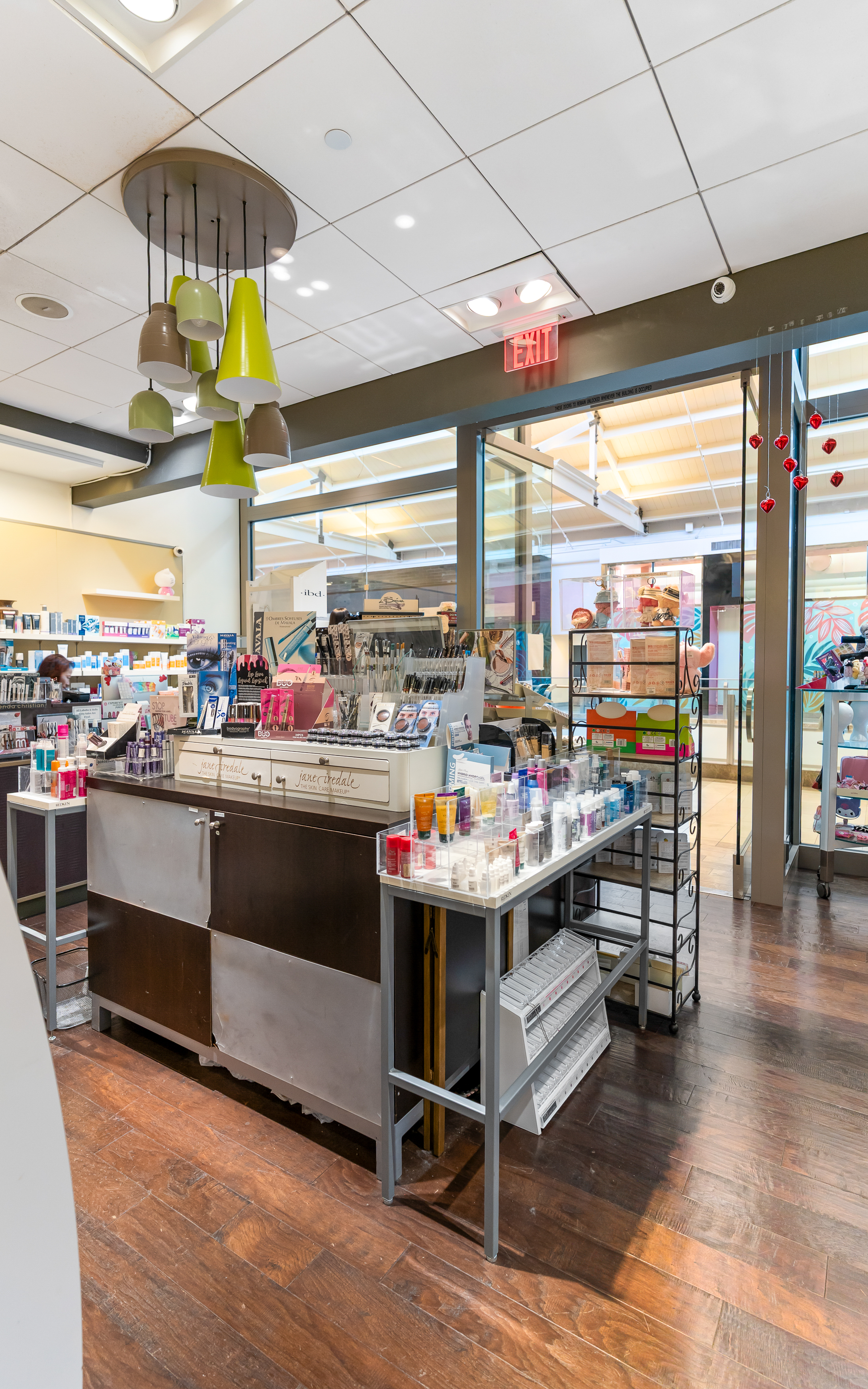 272 East Via Rancho Parkway, Escondido, CA 92025