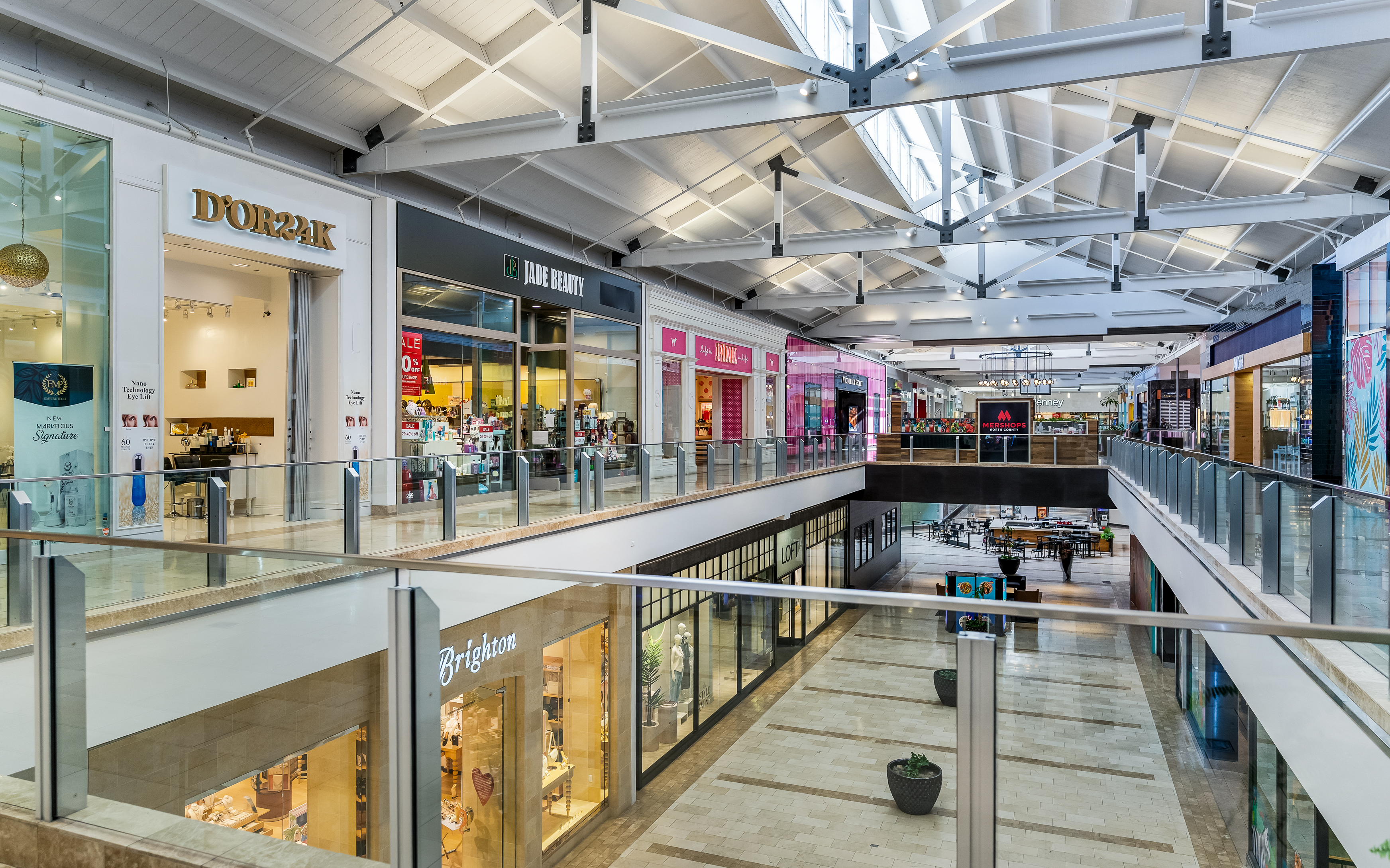 272 East Via Rancho Parkway, Escondido, CA 92025