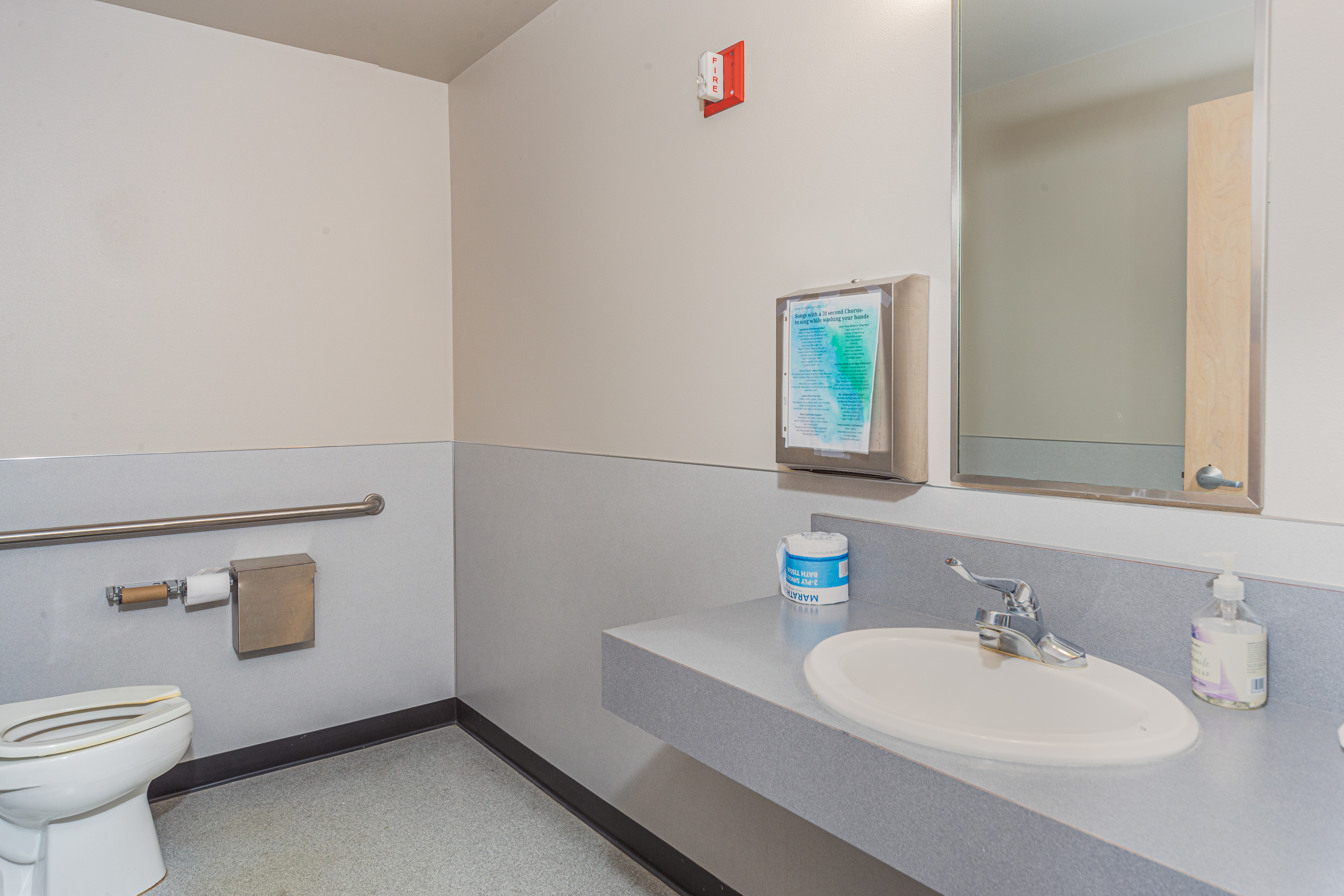 19319 7th Avenue Northeast, Poulsbo, WA 98370