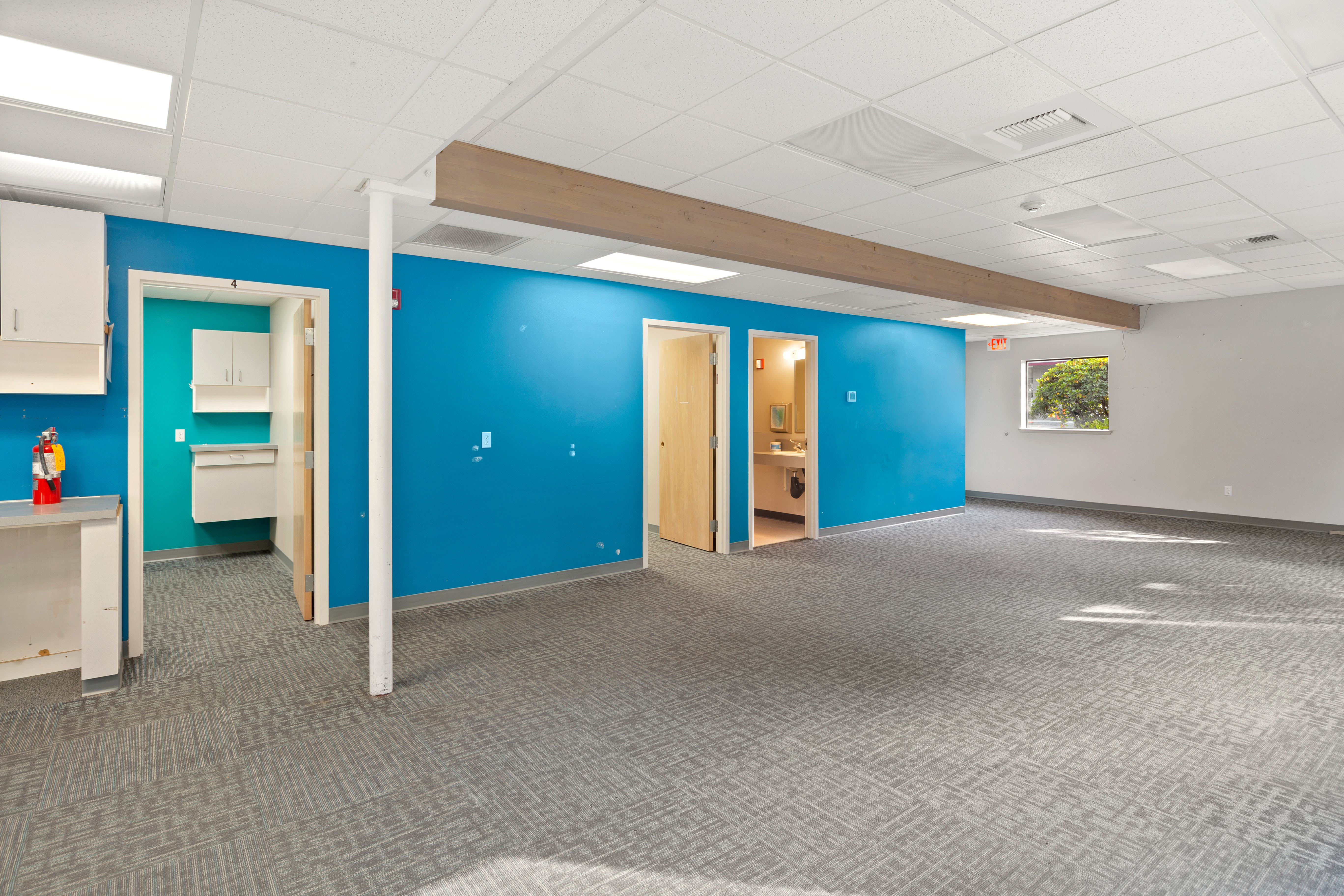 19319 7th Avenue Northeast, Poulsbo, WA 98370