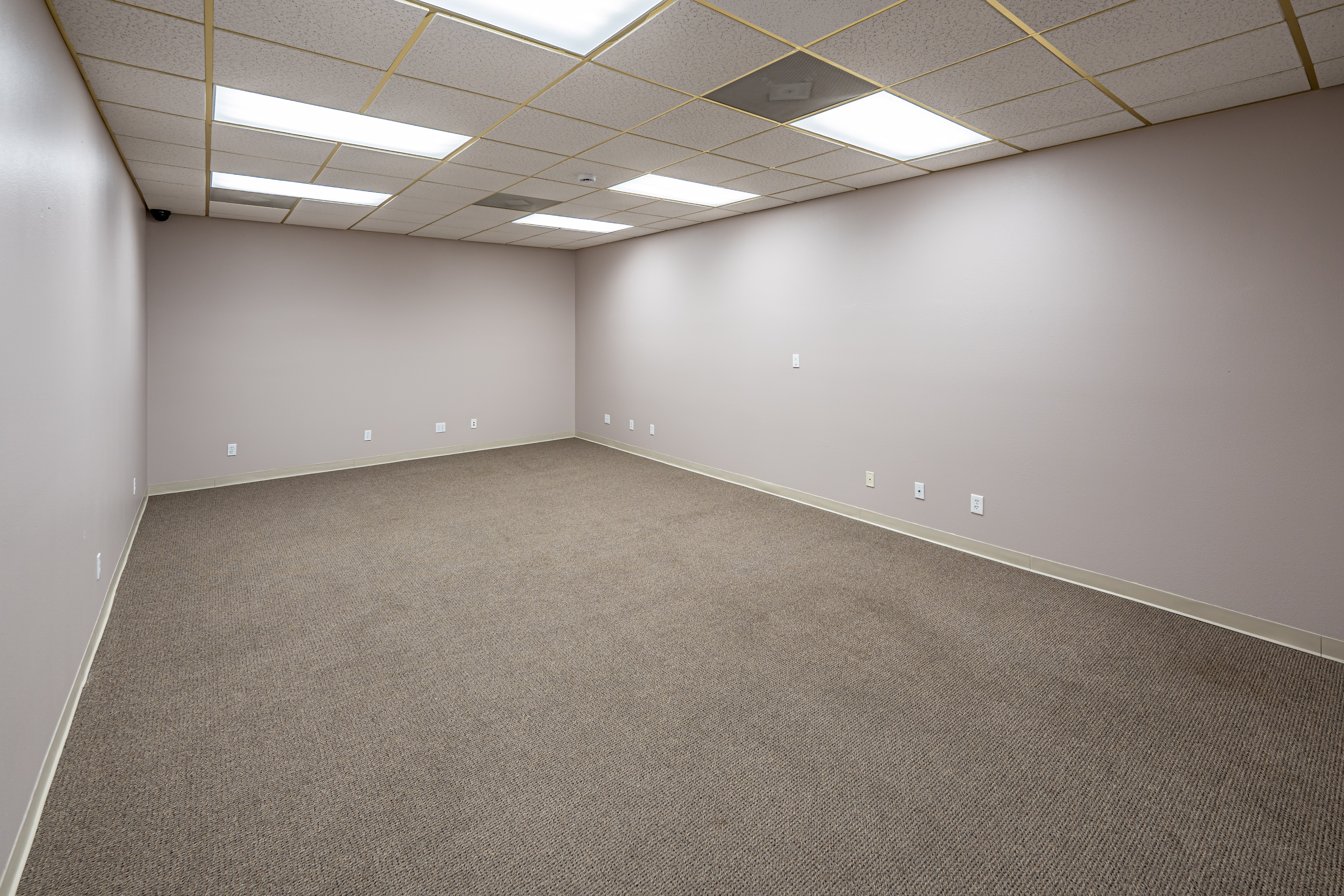 1921 Motor Avenue, Kingman, AZ 86401