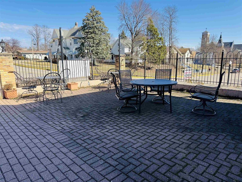 138 1st Street, Baraboo, WI 53913