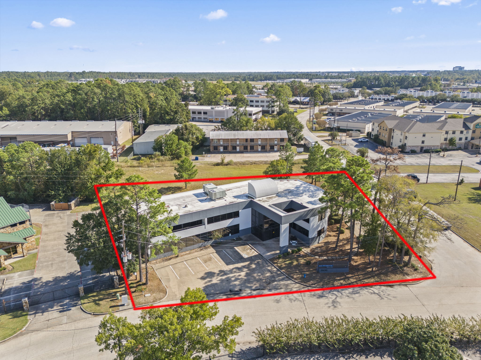 25010 Oakhurst Drive, Spring, TX 77386