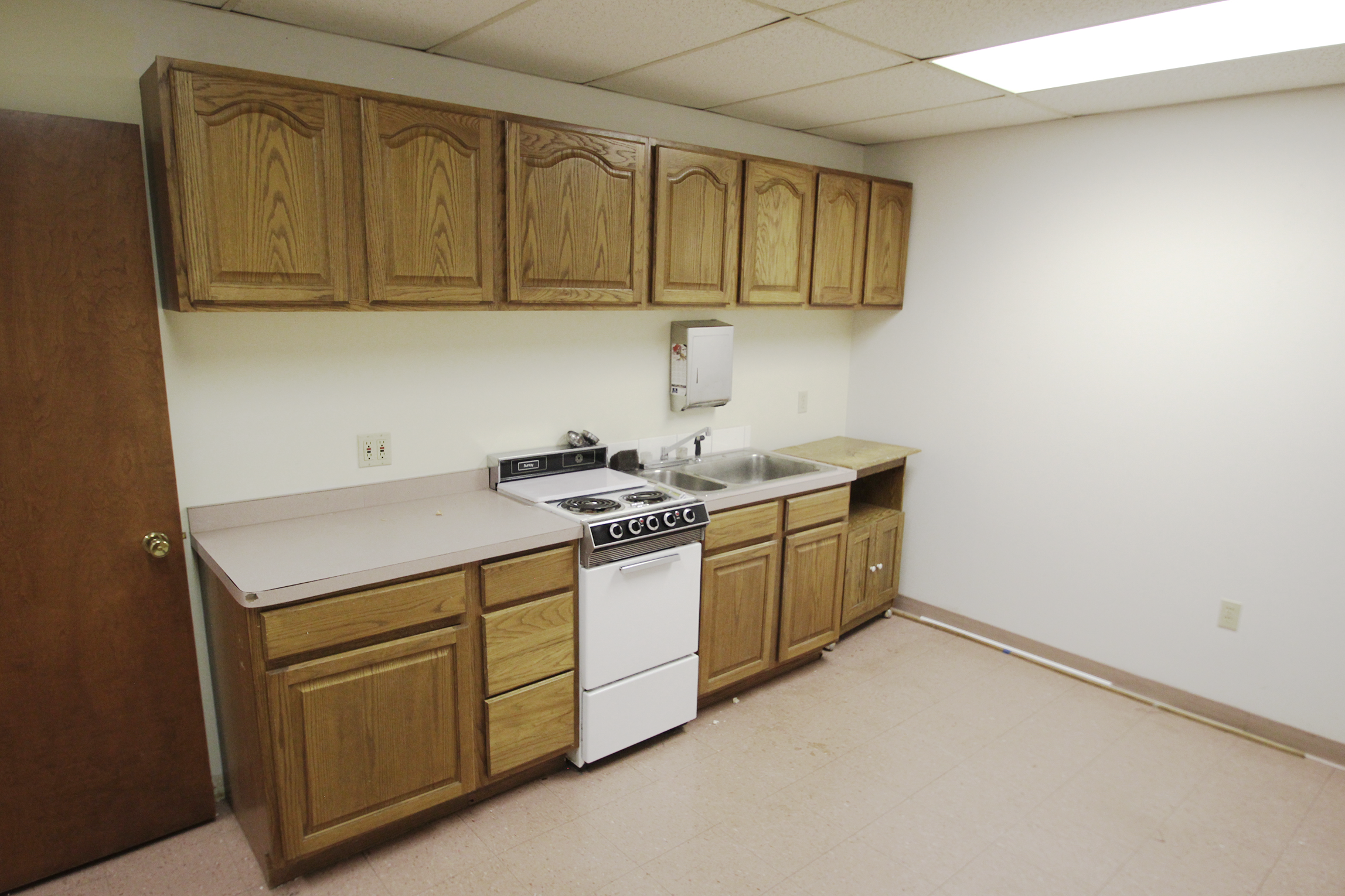 1911 Bailey Road, Cuyahoga Falls, OH 44221