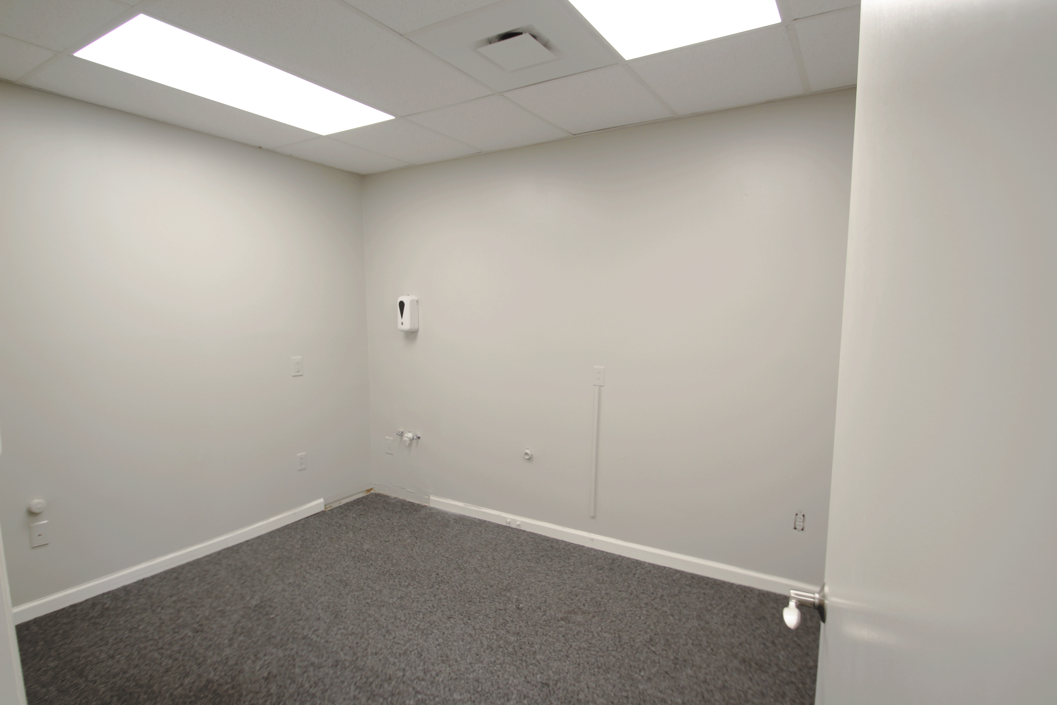 799 North Court Street, Medina, OH 44256