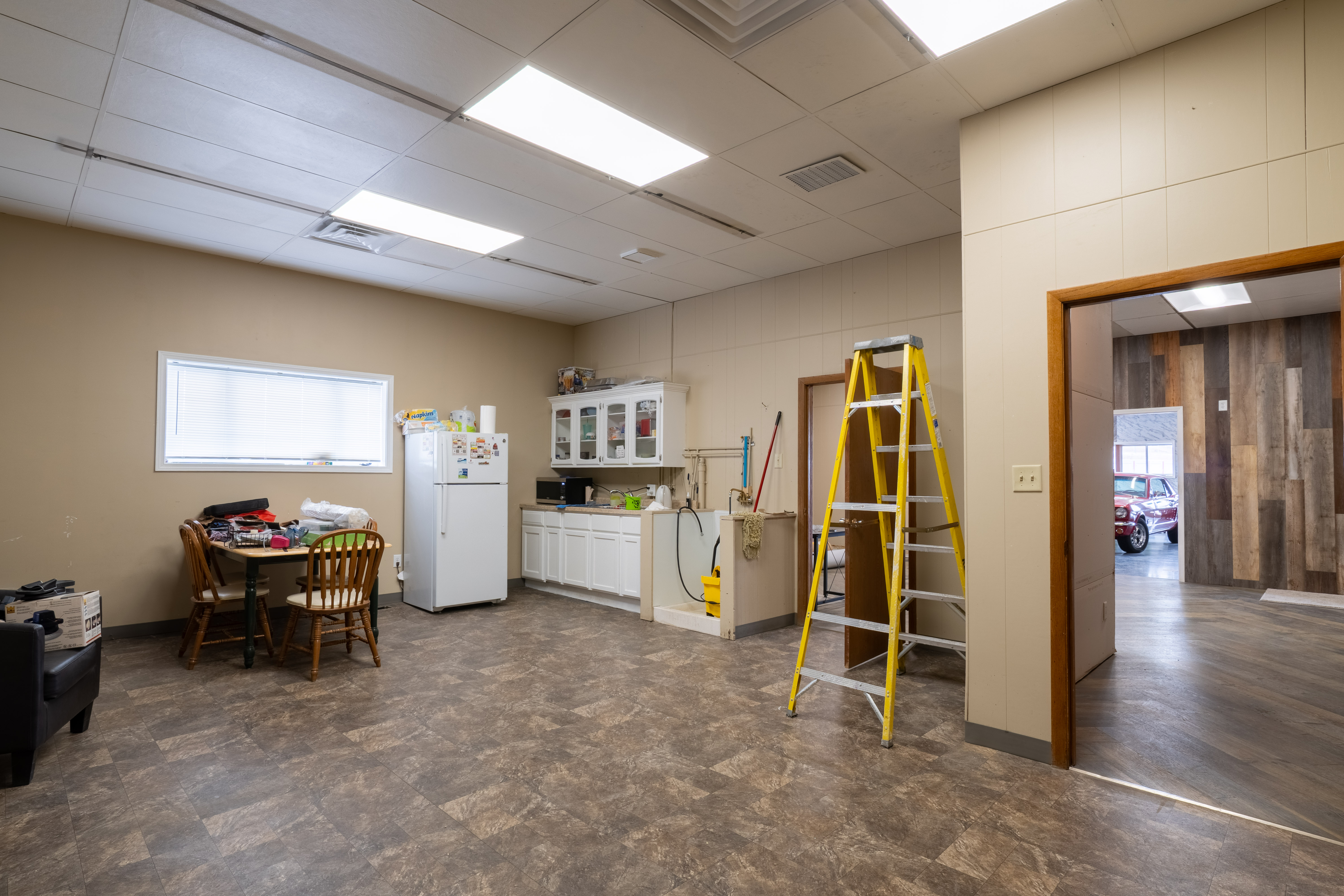 2517 West Main Street, Valley City, ND 58072