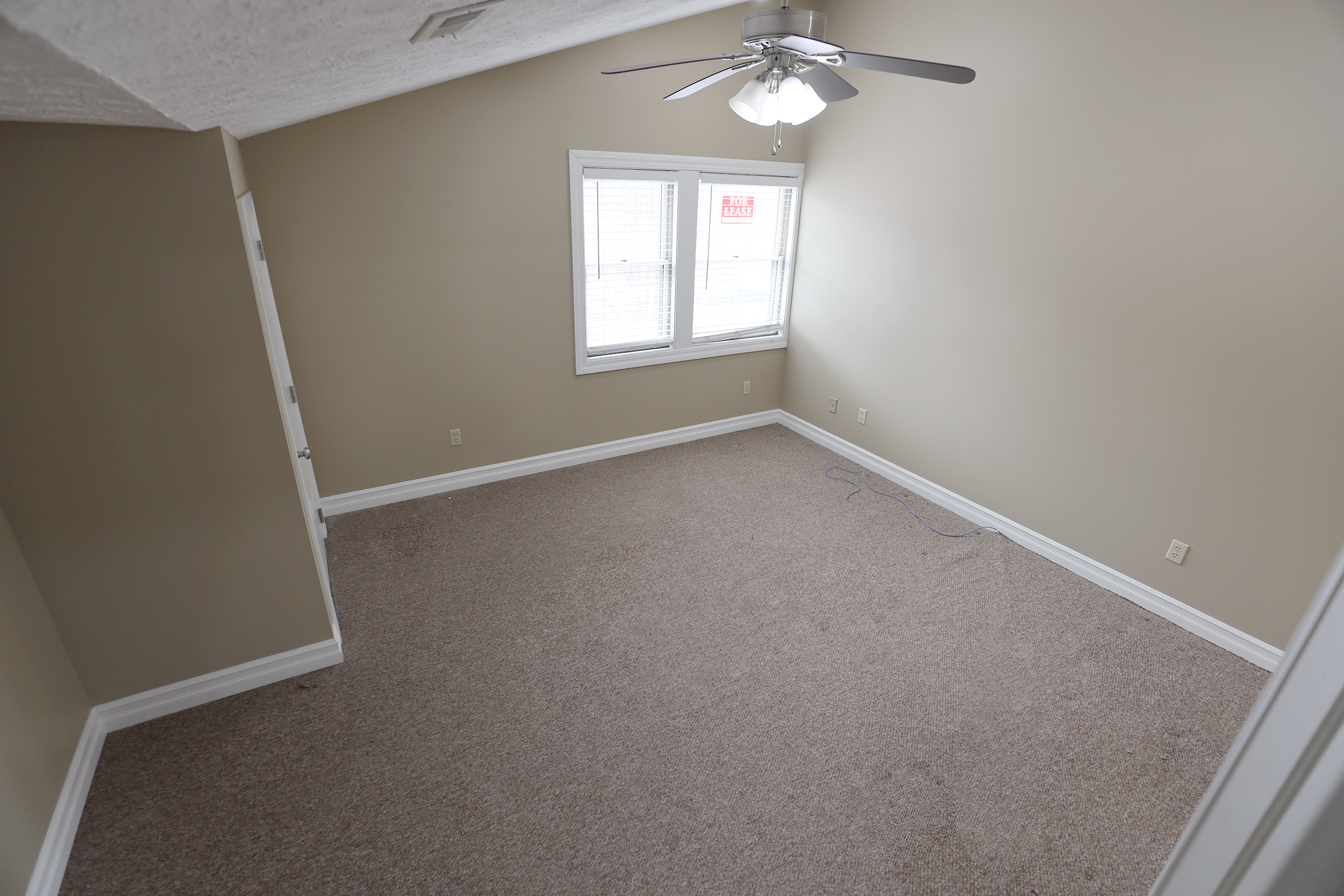 10850 Pearl Road, Strongsville, OH 44136
