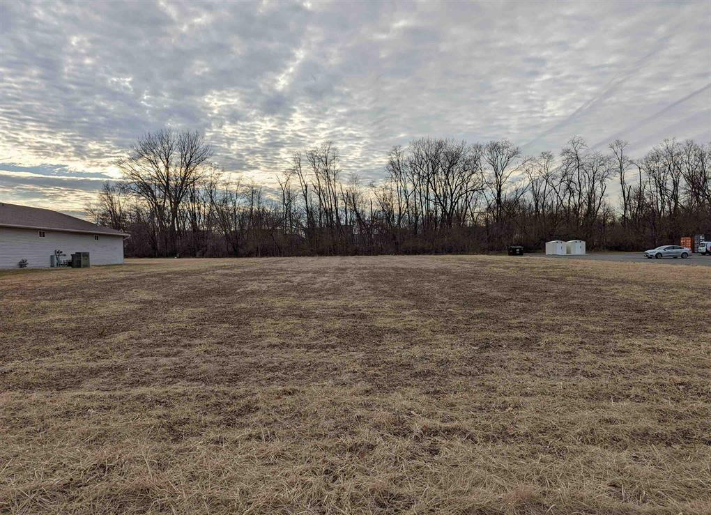 911 South Bosch Road, Peoria, IL 61607