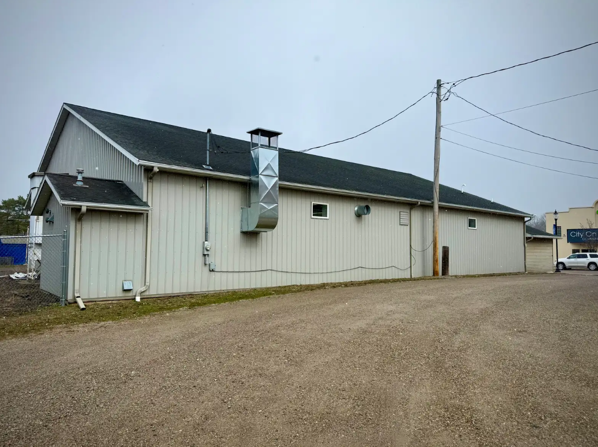 207 South Main Street, Olivet, MI 49076