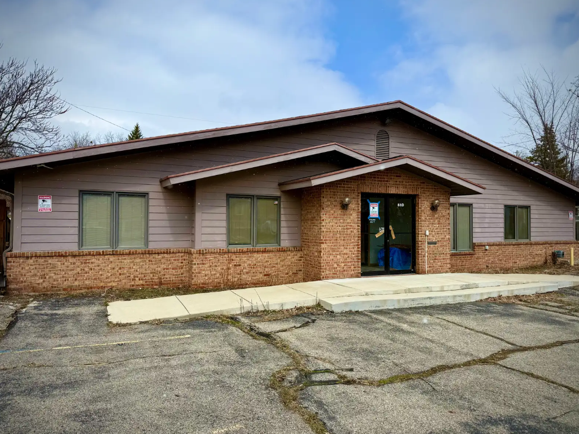 810 West Saginaw Street, Lansing, MI 48915