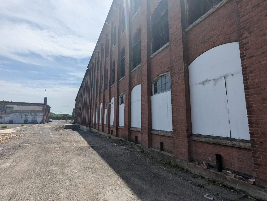 292 East School Street, Woonsocket, RI 02895