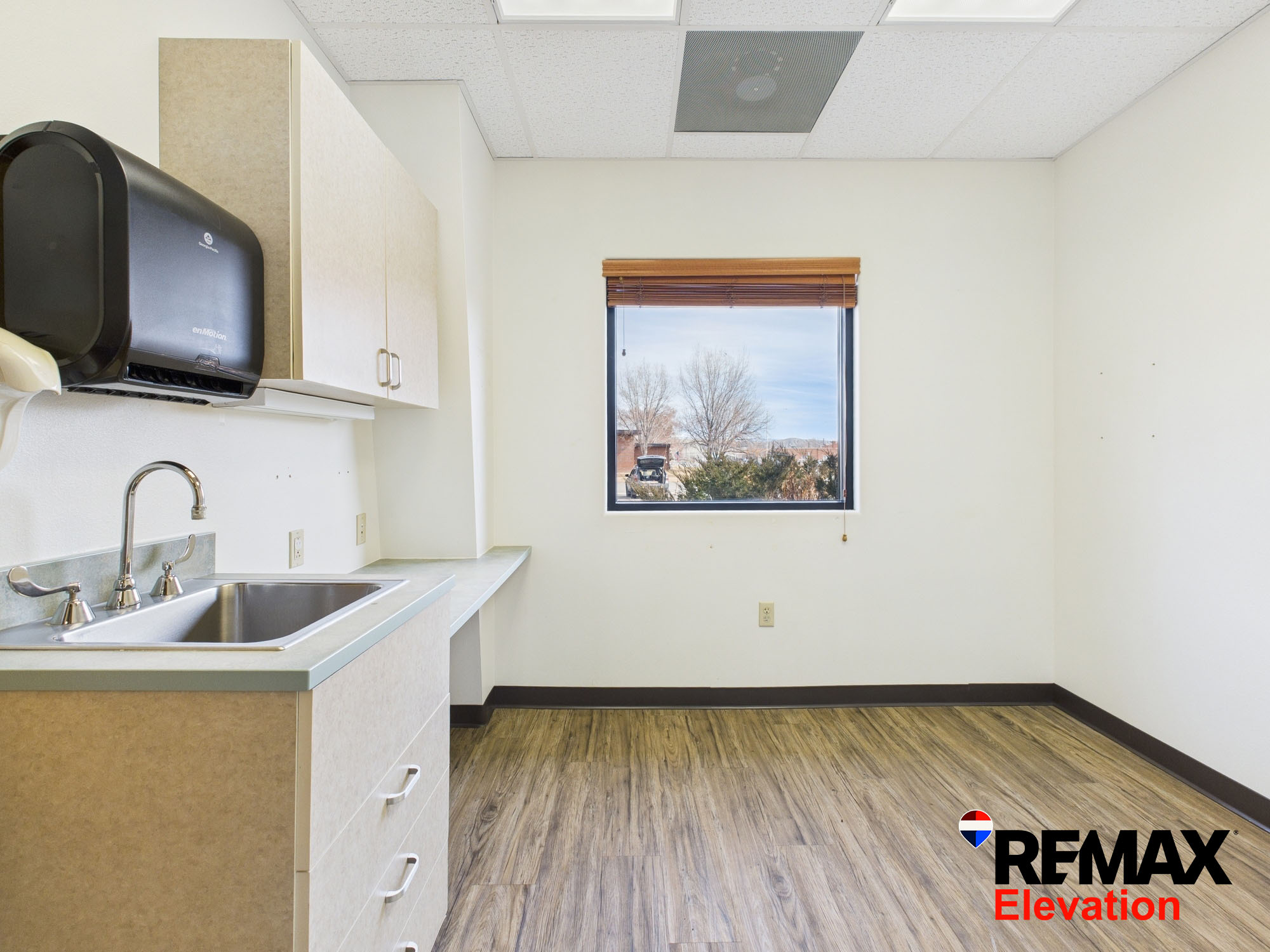 156n 6th Street, Basin, WY 82410