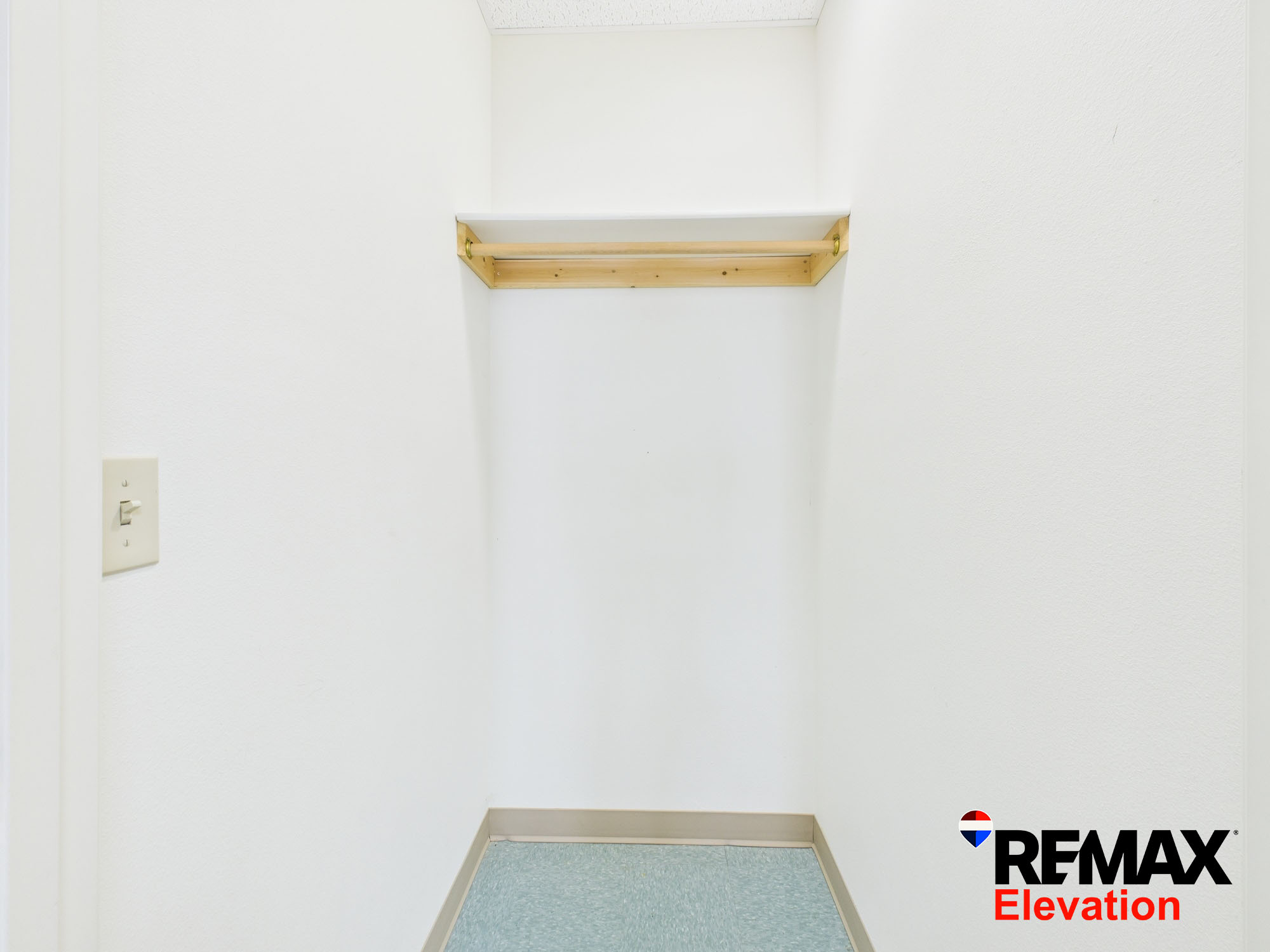 156n 6th Street, Basin, WY 82410