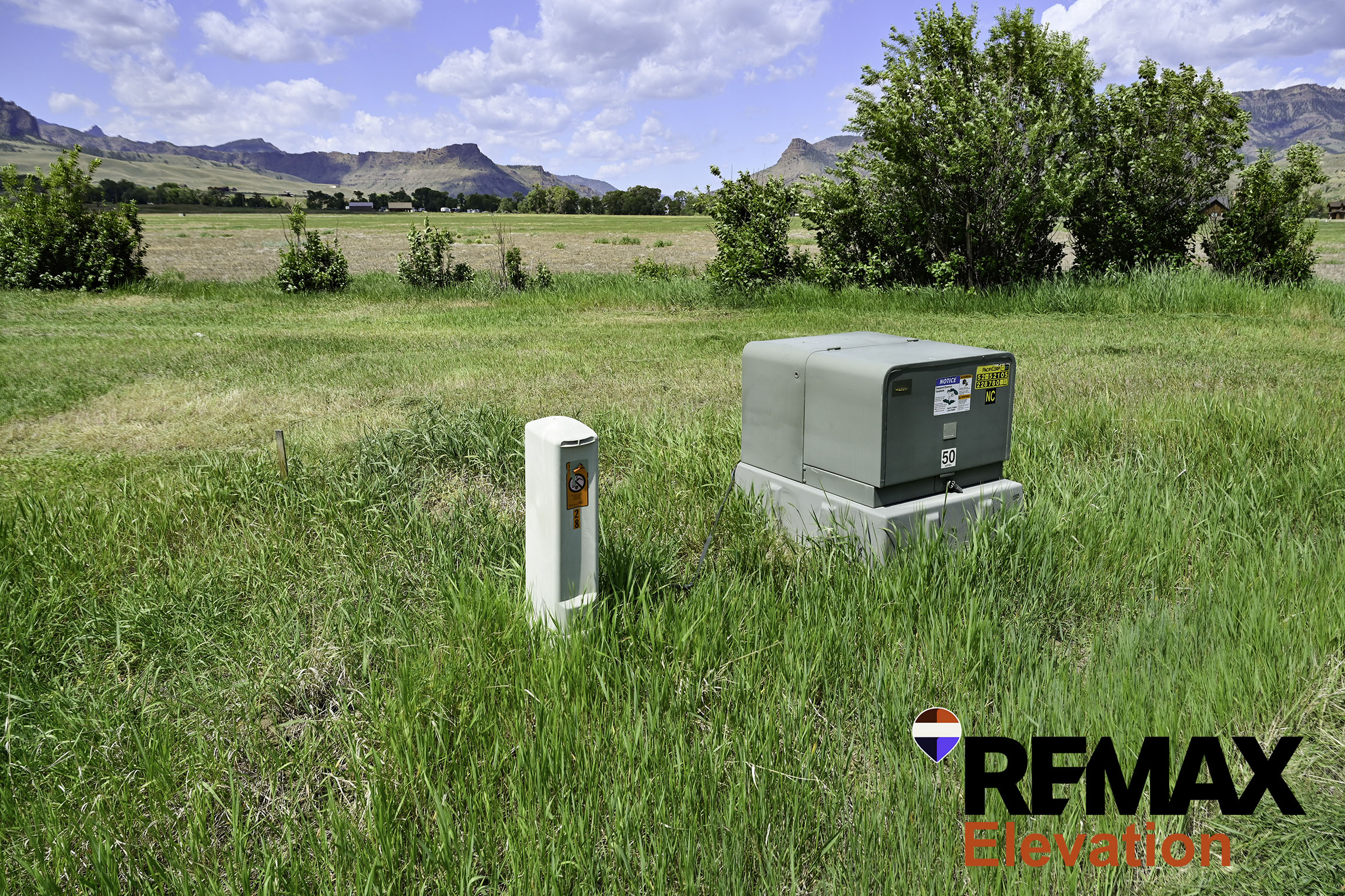 12 Big Creek Drive, Cody, WY 82414