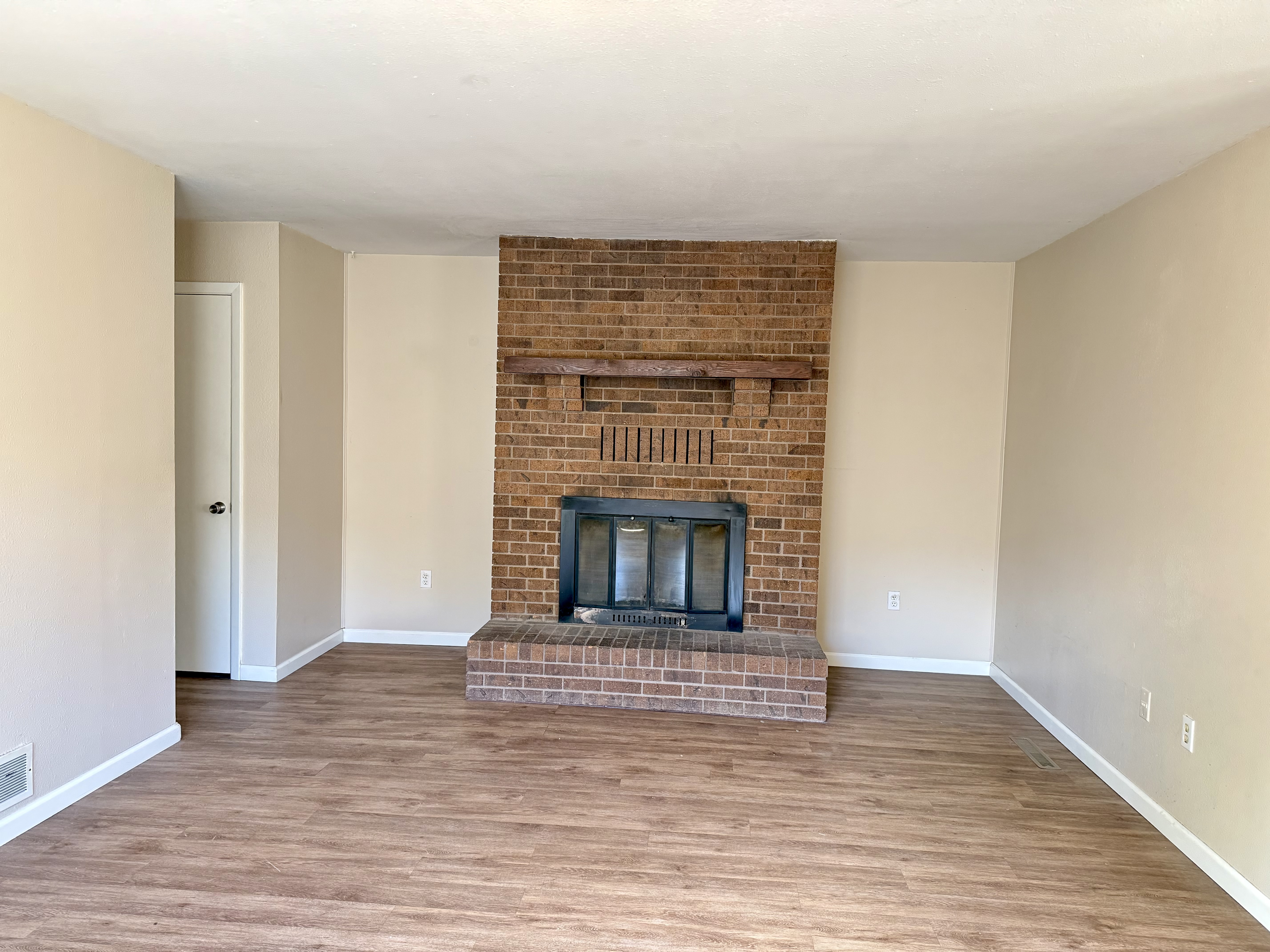 1437 Centennial Drive, Longmont, CO 80501