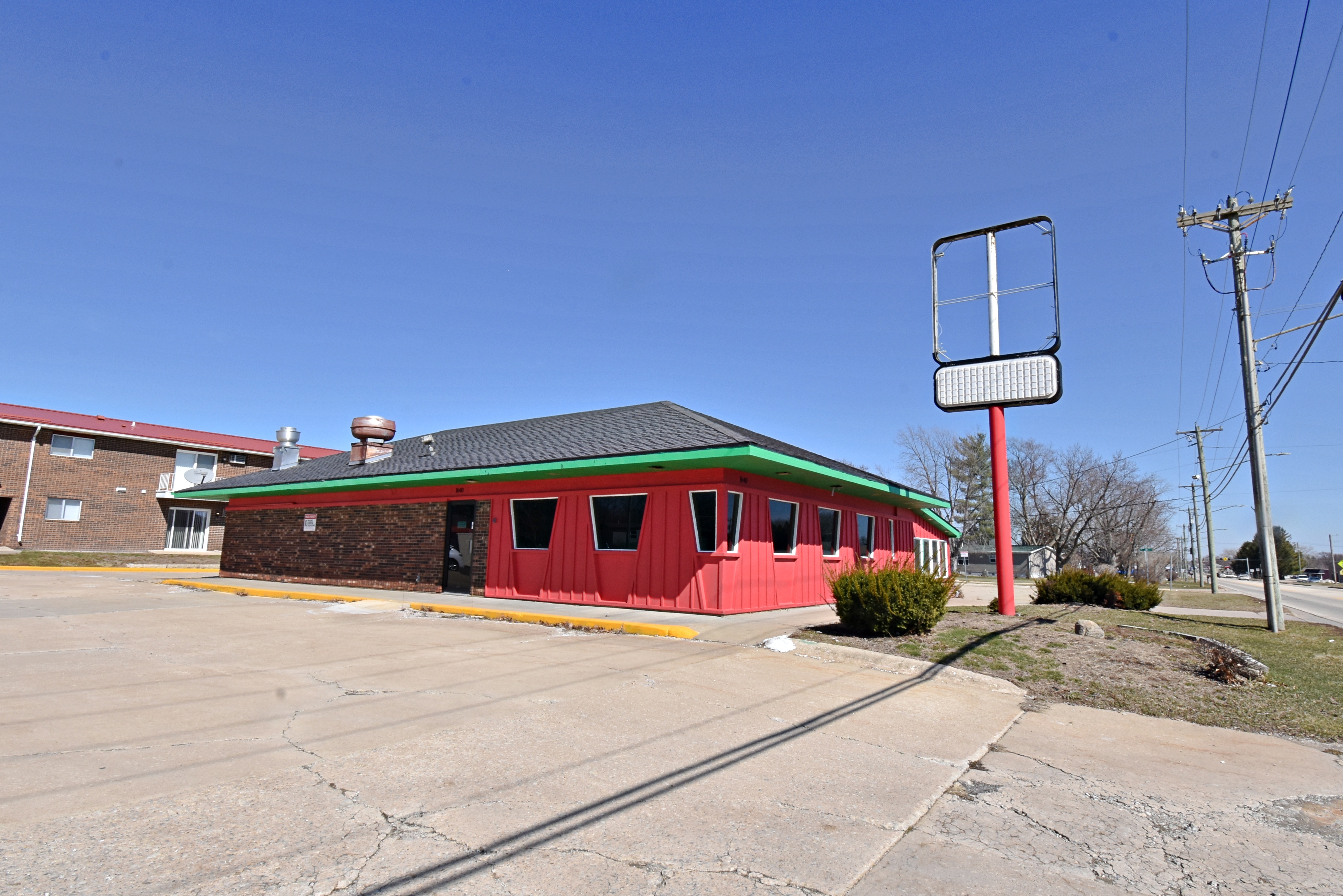 1640 1st Street West, Independence, IA 50644
