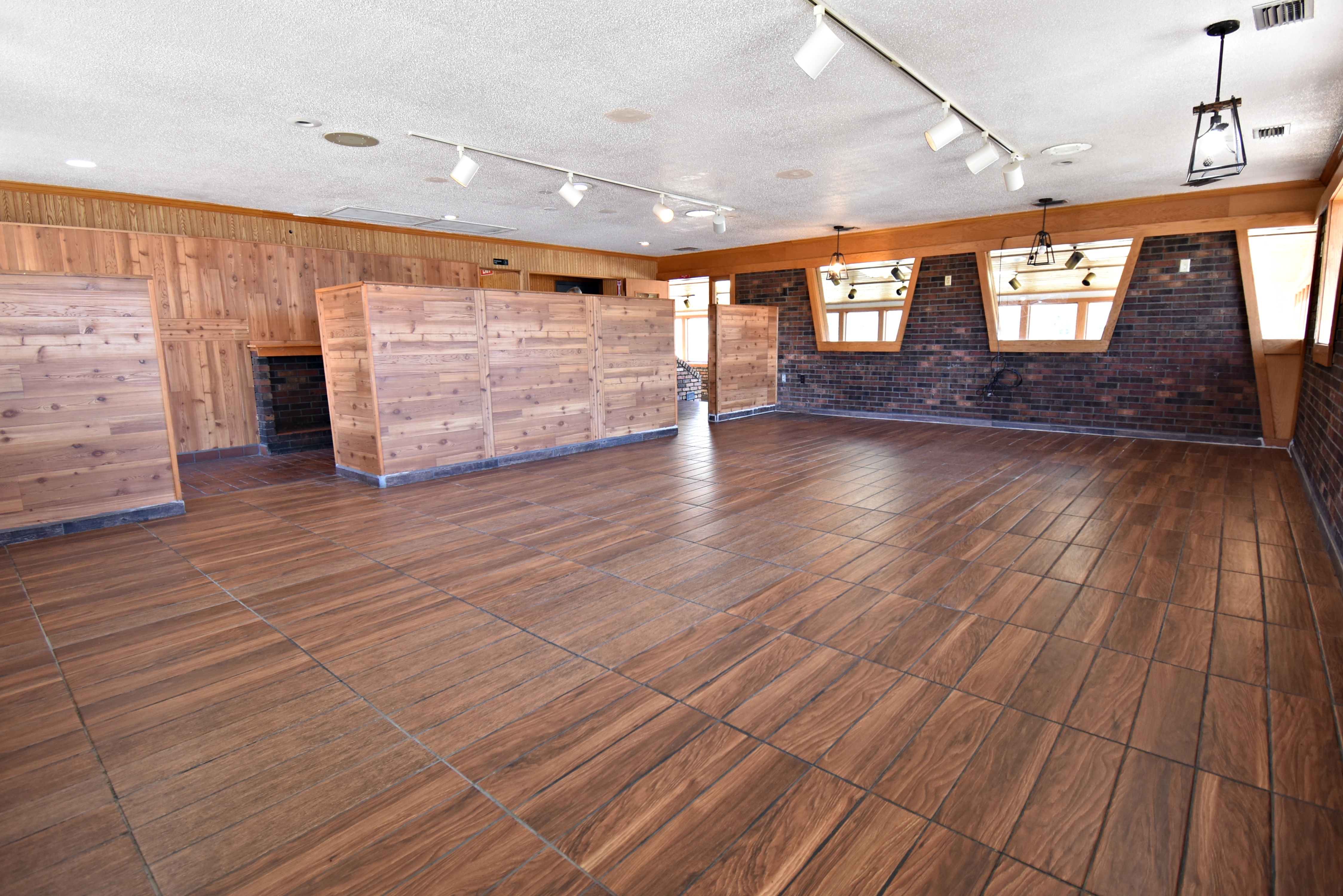 1640 1st Street West, Independence, IA 50644