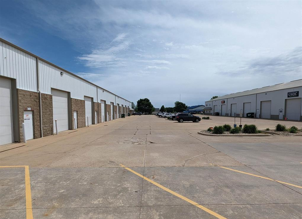 1204-1254 Independence Court, Washington, IL 61571