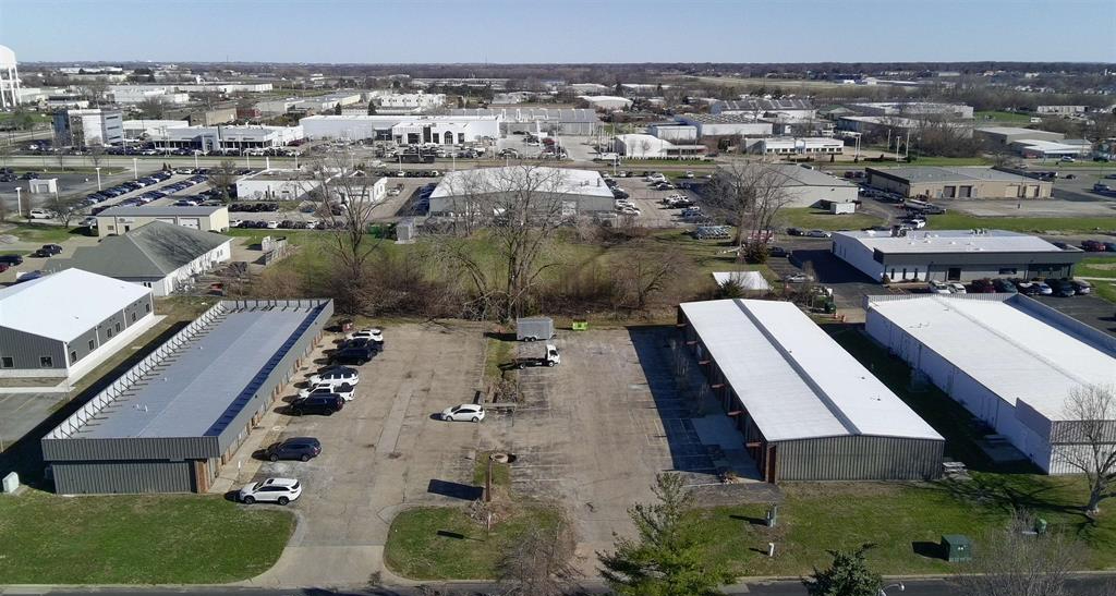 1703 West Candletree Drive, Peoria, IL 61614