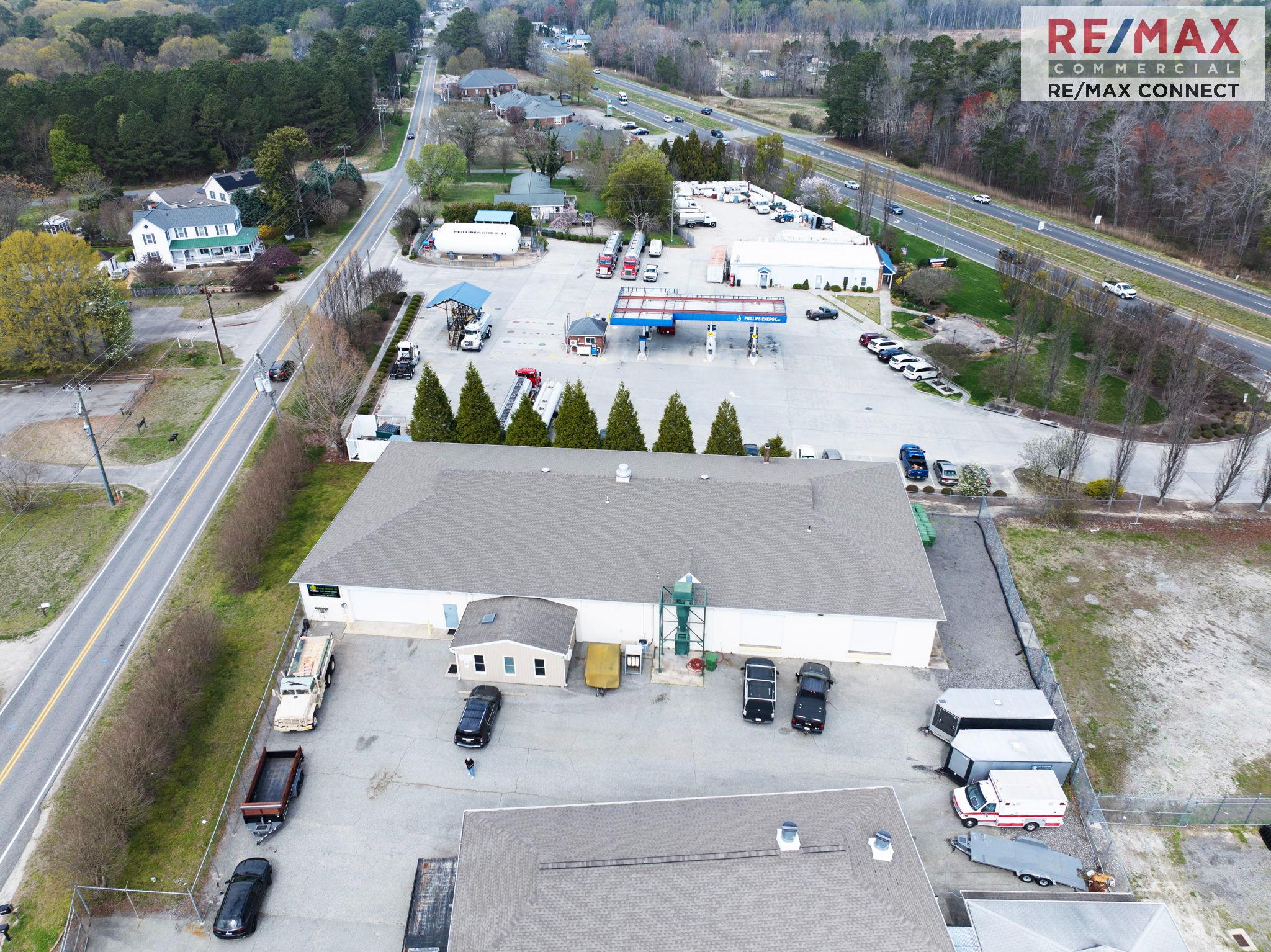 2521 Hayes Road, Gloucester Point, VA 23072