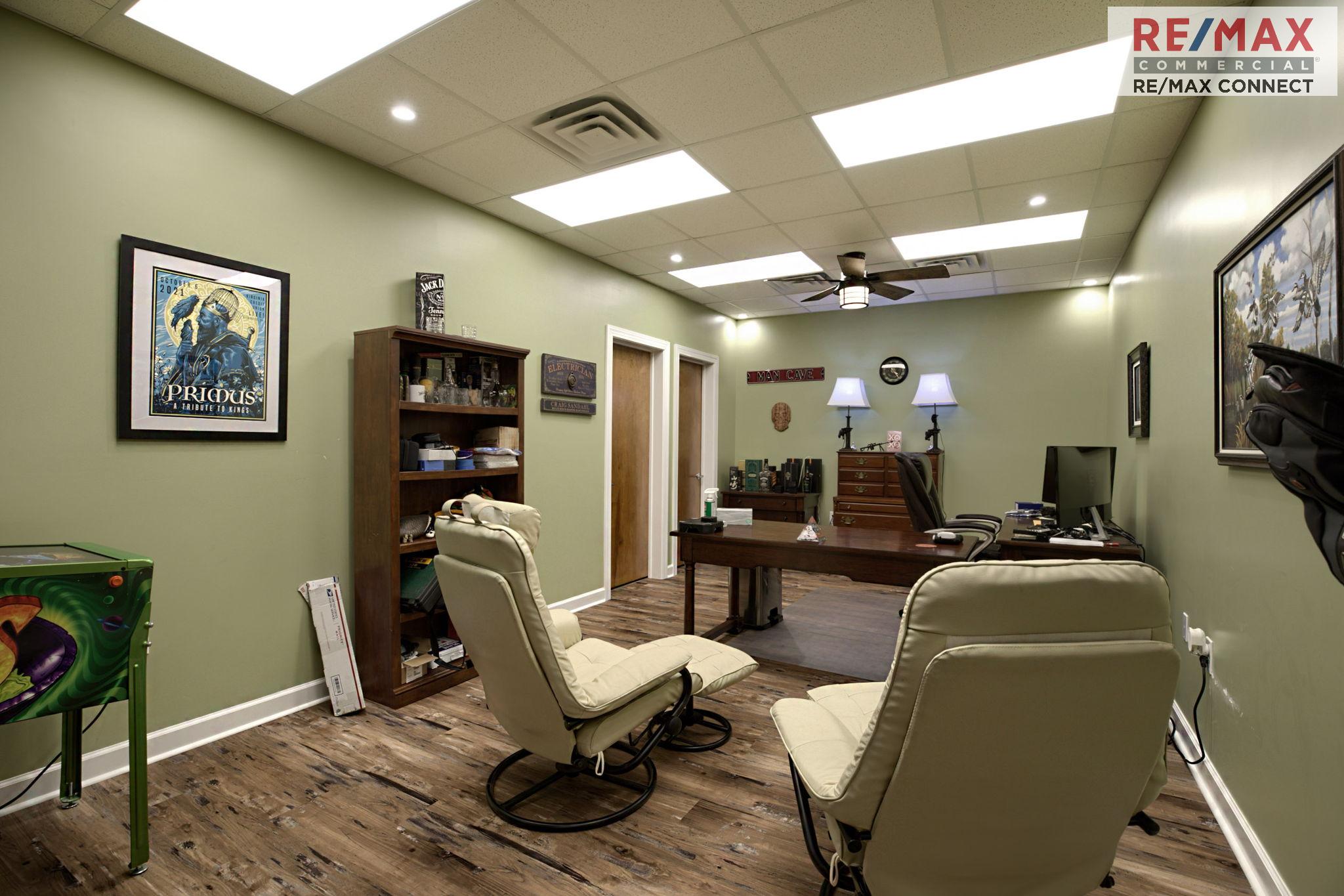 2521 Hayes Road, Gloucester Point, VA 23072