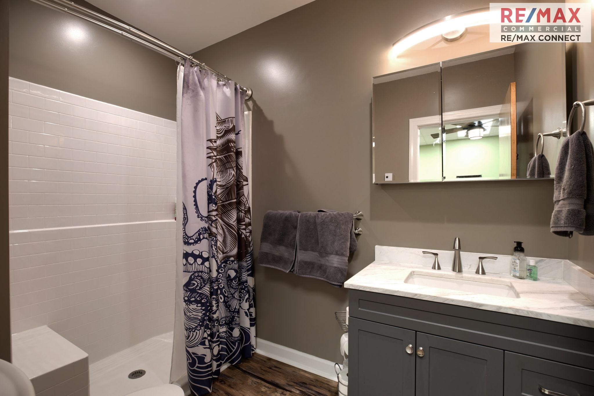 2521 Hayes Road, Gloucester Point, VA 23072