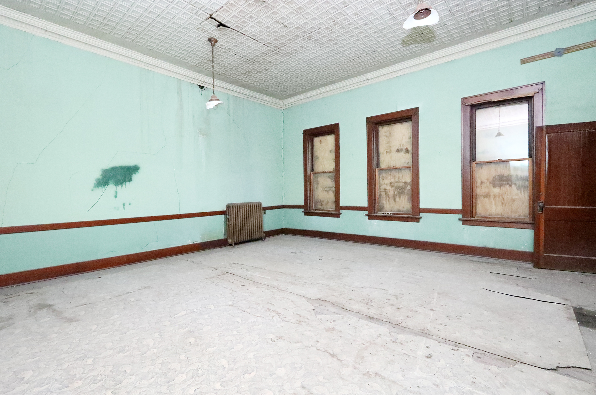 1119 6th Street, Nevada, IA 50201