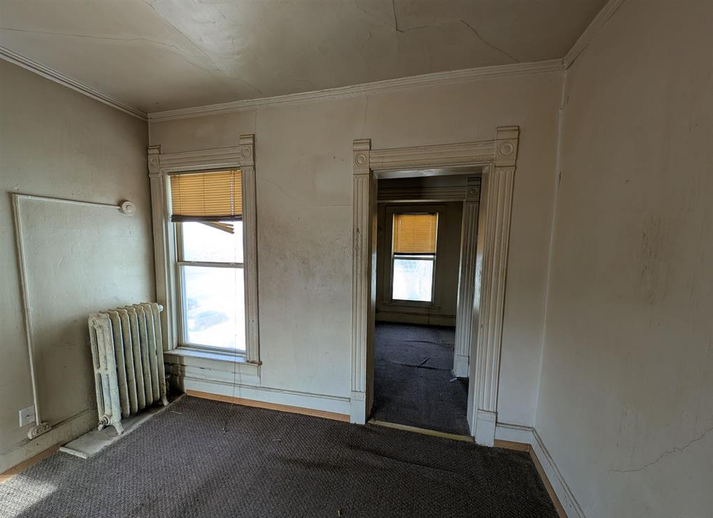 601 Northeast Perry Avenue, Peoria, IL 61603