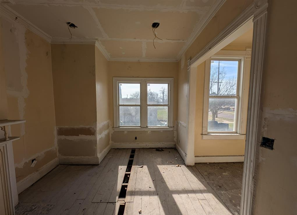 601 Northeast Perry Avenue, Peoria, IL 61603