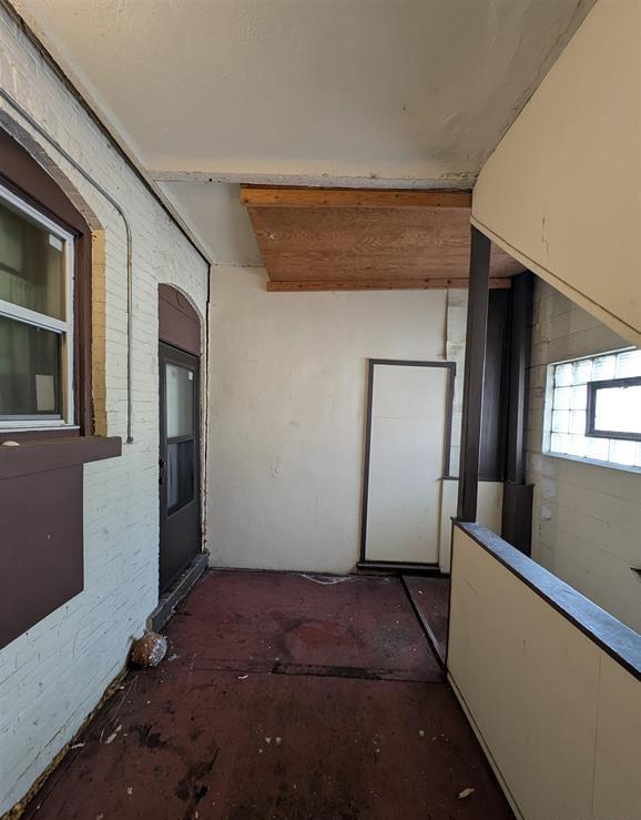 601 Northeast Perry Avenue, Peoria, IL 61603