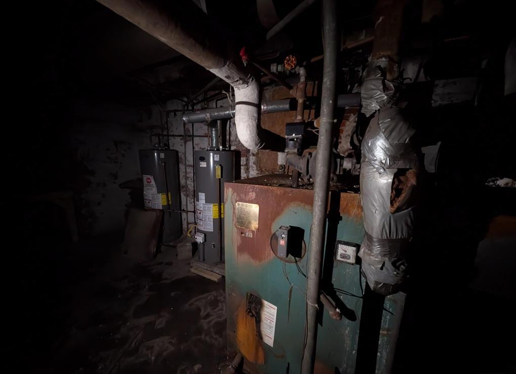 601 Northeast Perry Avenue, Peoria, IL 61603