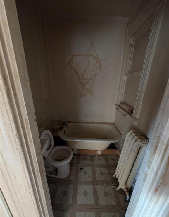 601 Northeast Perry Avenue, Peoria, IL 61603