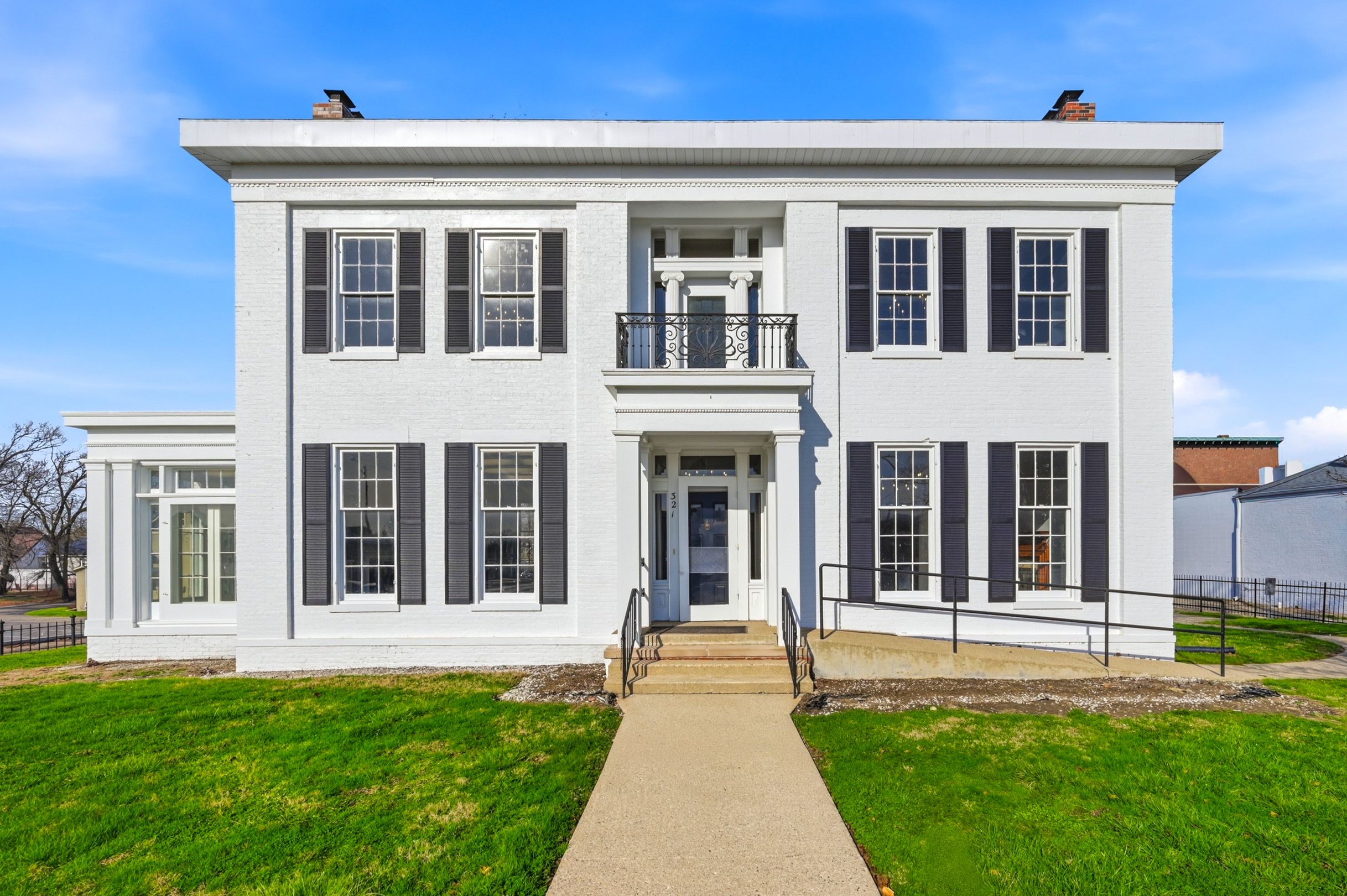 321 S Main St — Sale in New Castle, IN, photo 2 of 8
