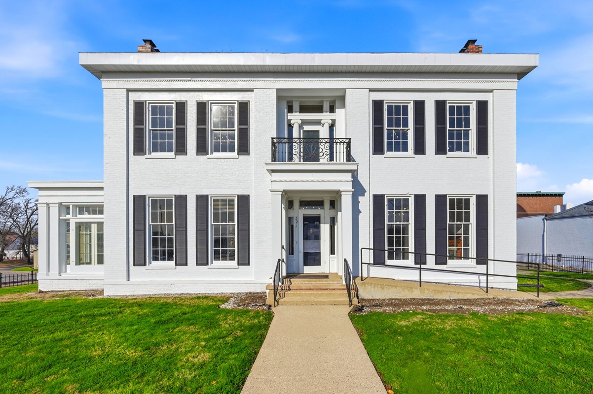 321 S Main St — Sale in New Castle, IN, photo 2 of 8