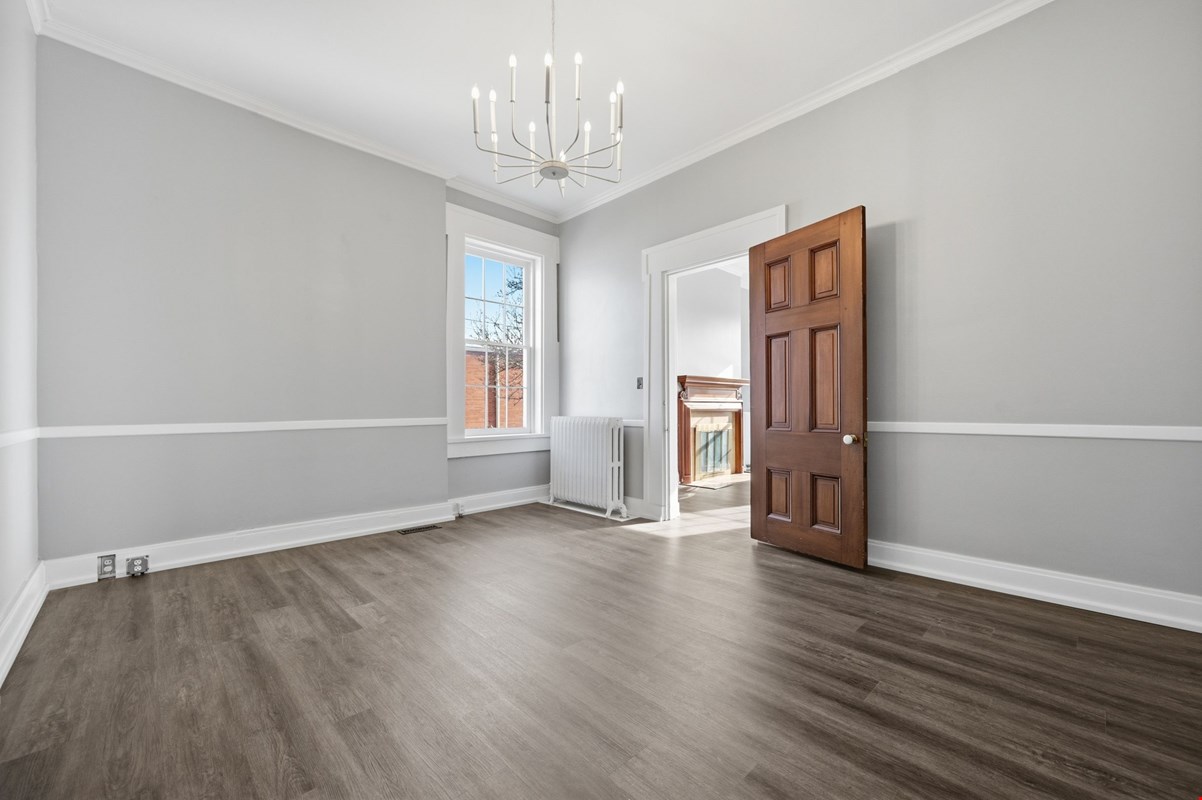 321 S Main St — Sale in New Castle, IN, photo 3 of 8