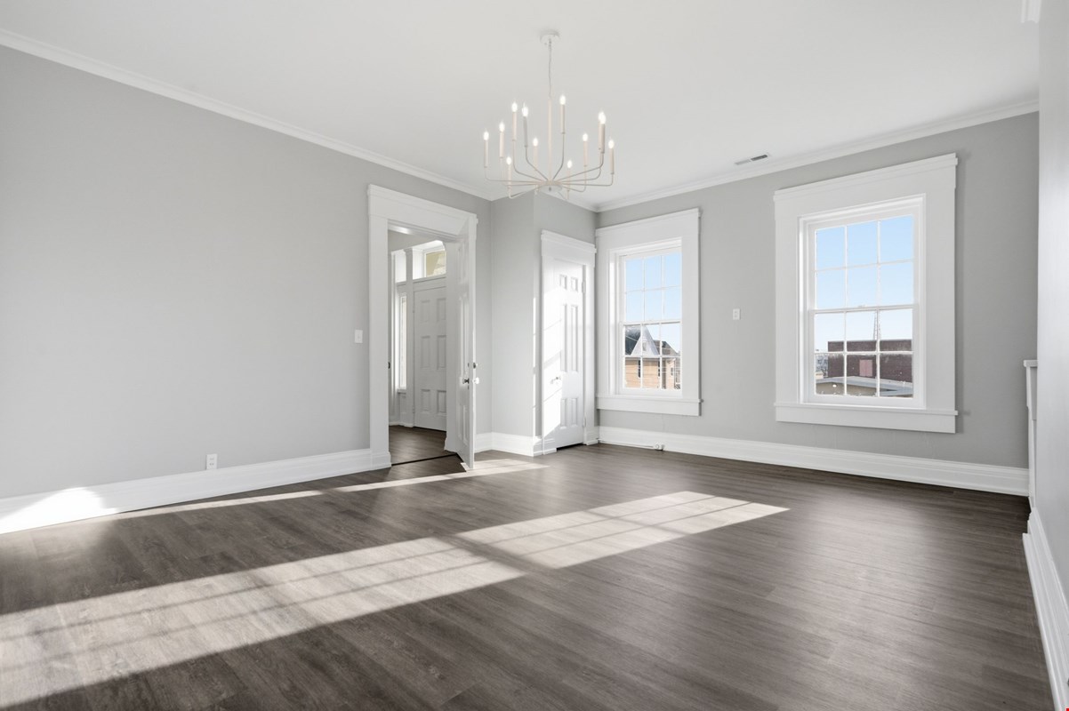 321 S Main St — Sale in New Castle, IN, photo 4 of 8