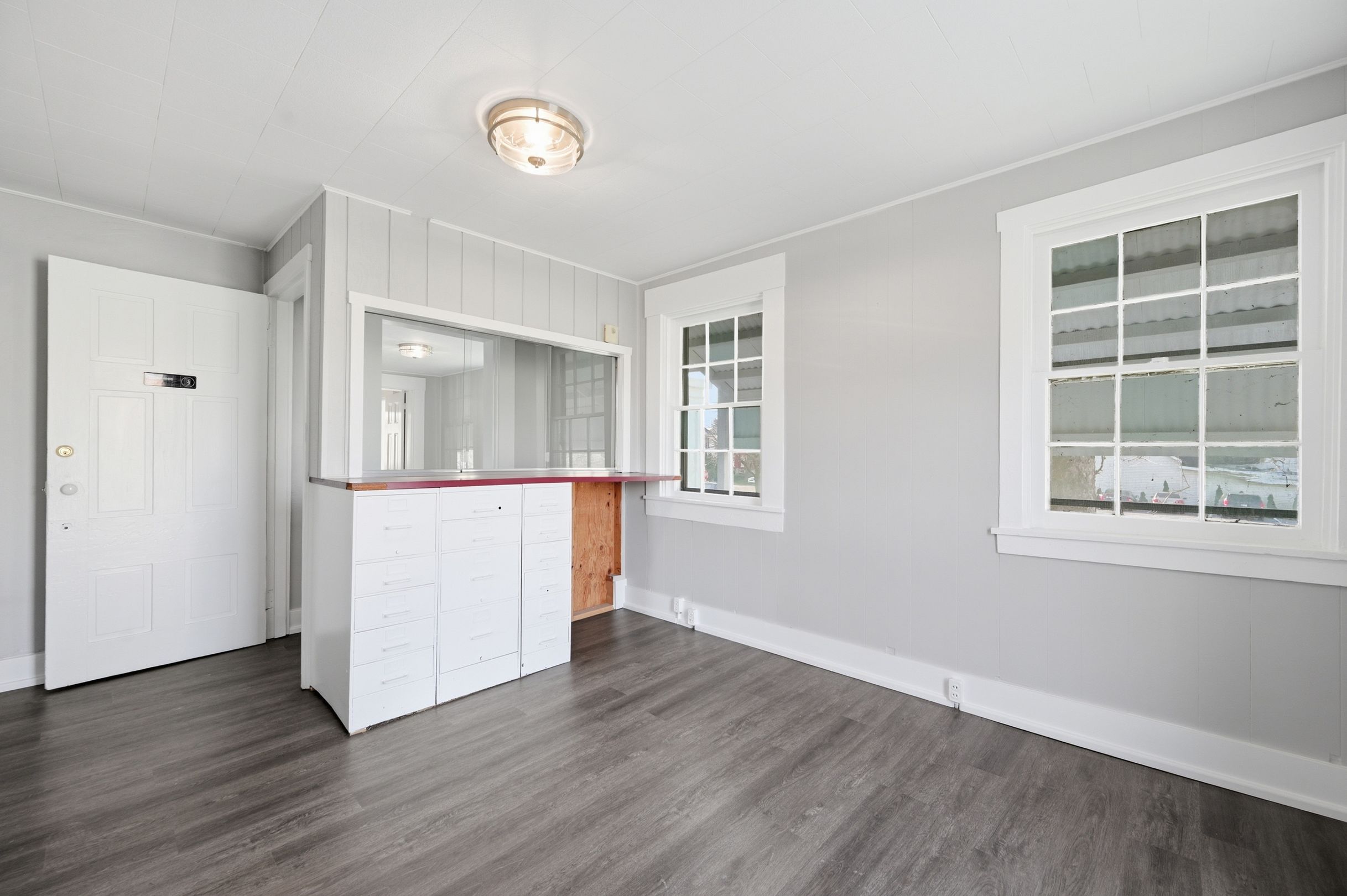 321 S Main St — Sale in New Castle, IN, photo 6 of 8