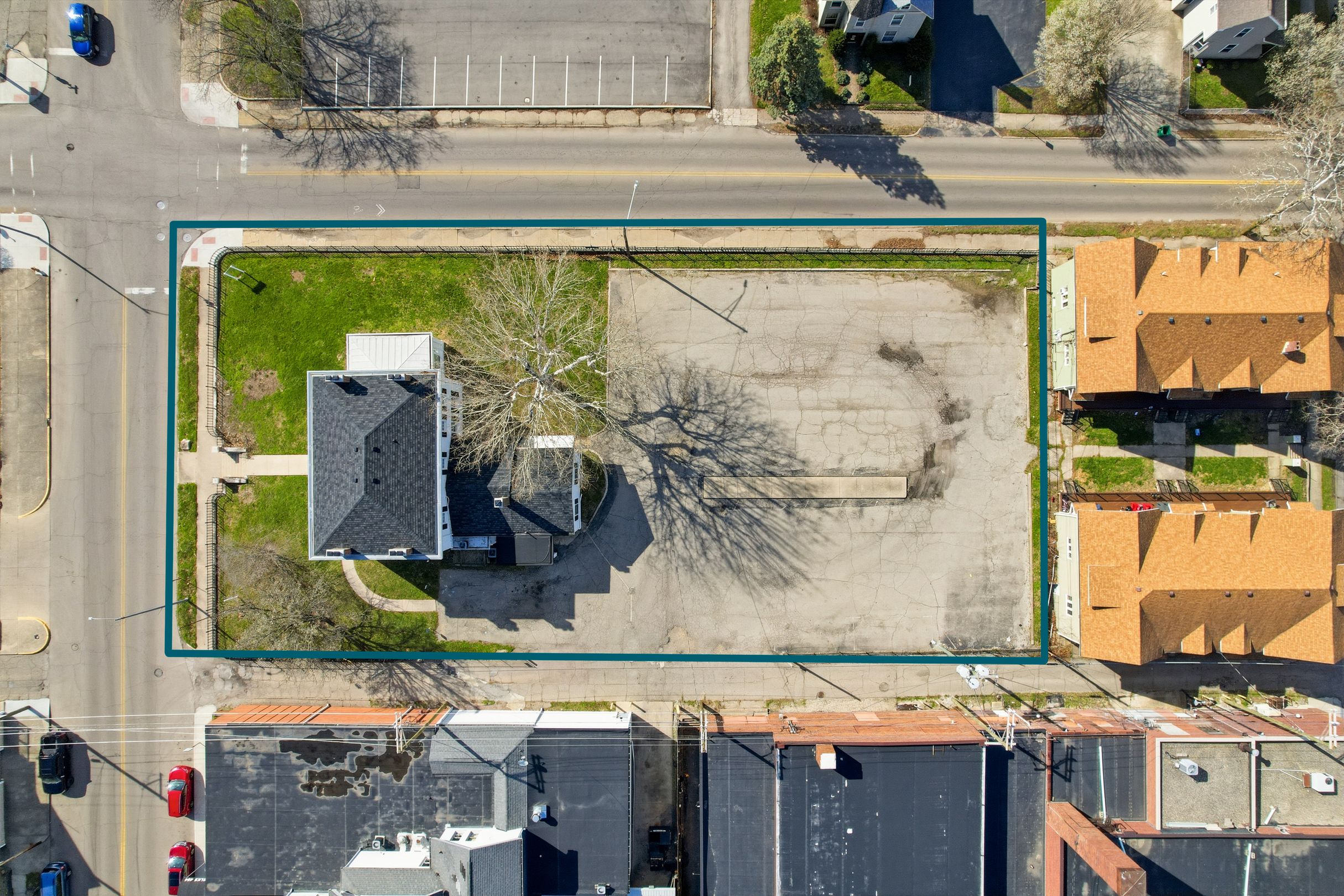 321 S Main St — Sale in New Castle, IN, photo 1 of 8
