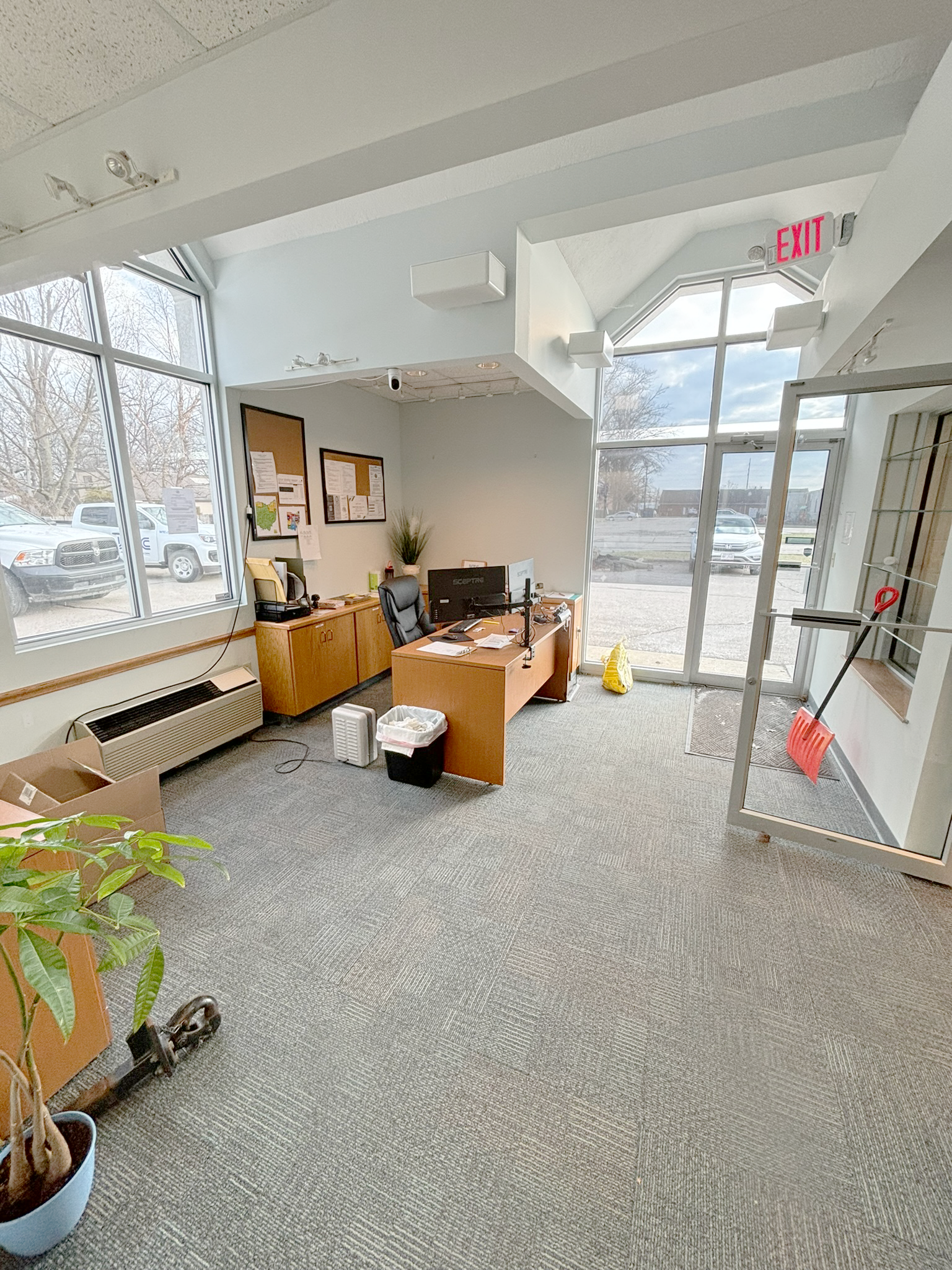 850 East Broad Street, Elyria, OH 44035