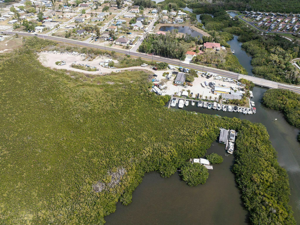 6817 Bayshore Road, Palmetto, FL 34221