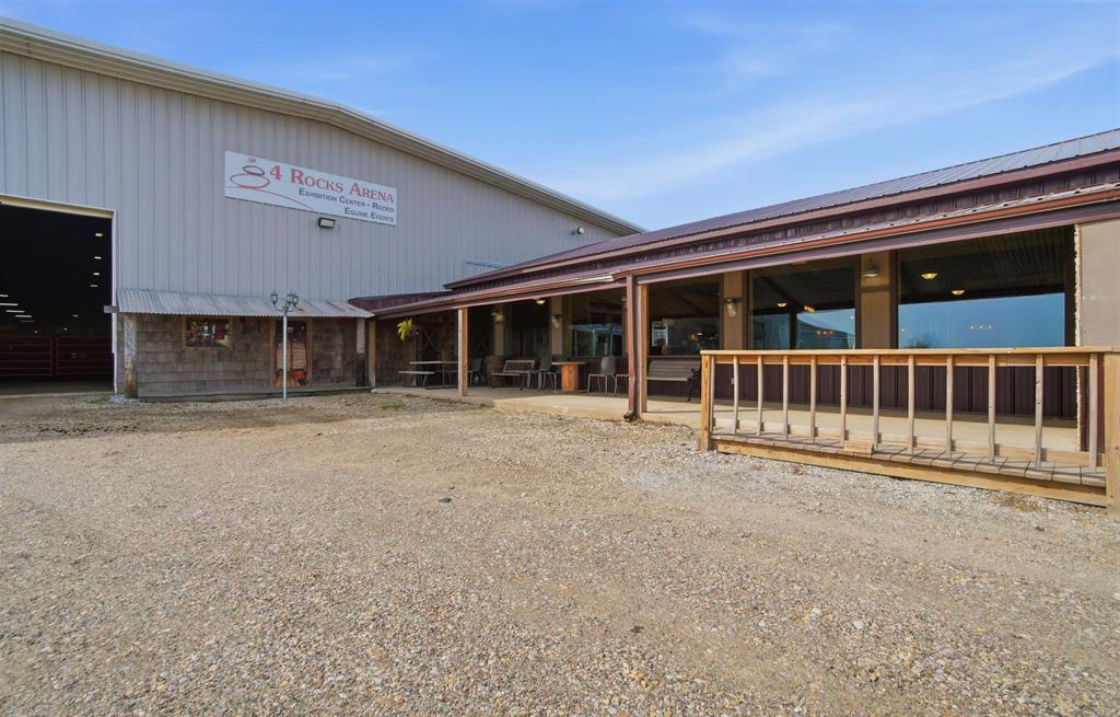 24855 Illinois 122, Delavan, IL 61734