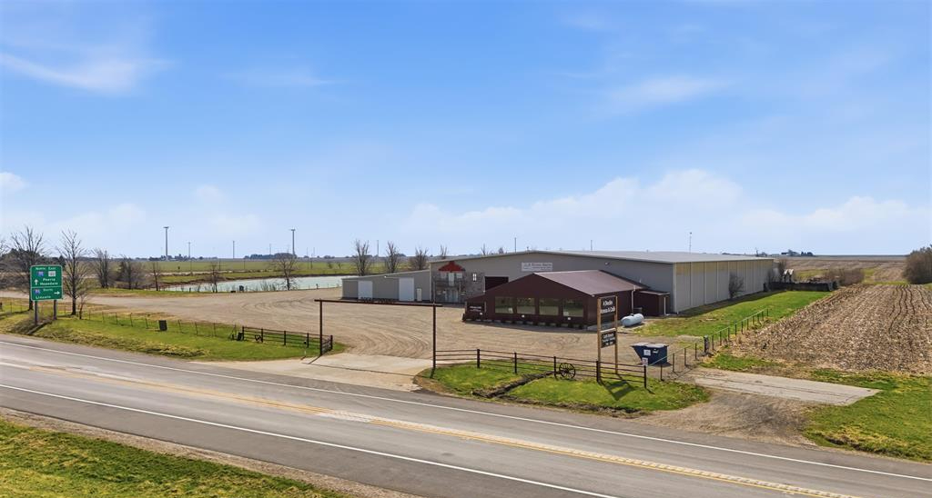 24855 Illinois 122, Delavan, IL 61734